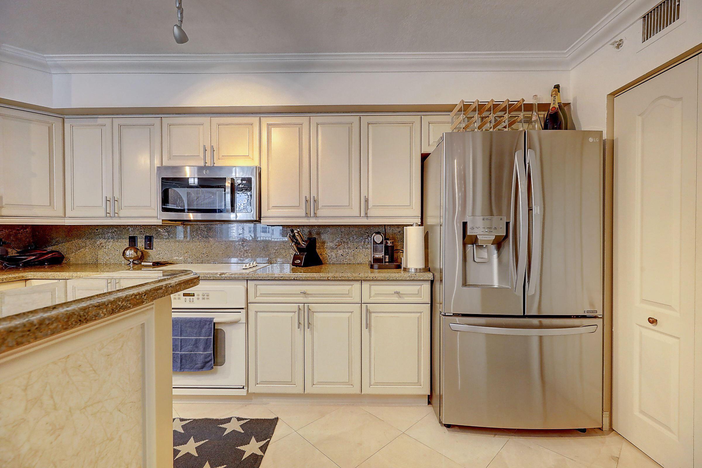 3606 S Ocean 703 Boulevard 703, Highland Beach, FL 33487, Highland Beach - Photo 4