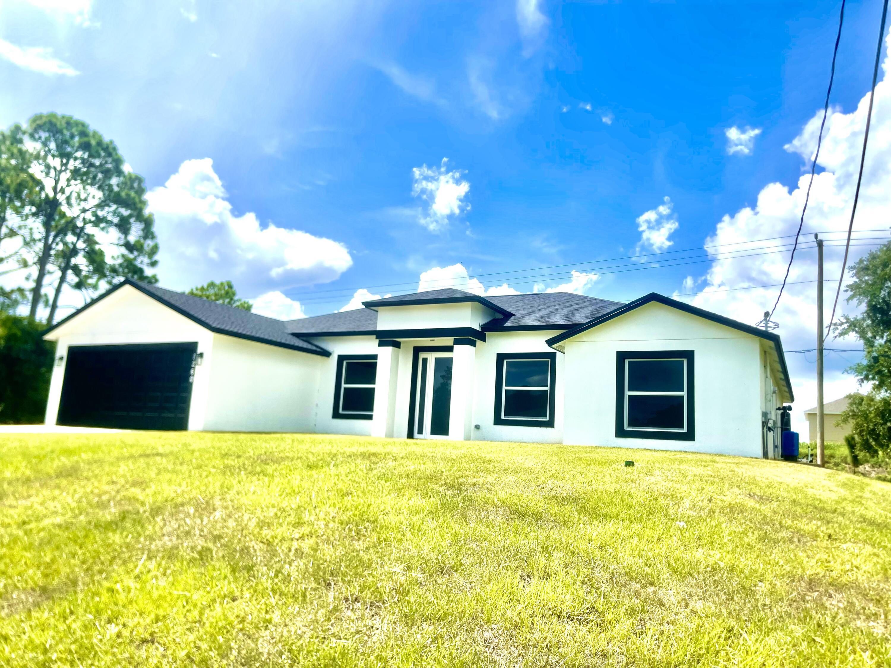 1260 Larkspur Street SE, Palm Bay, FL 32909, Palm Bay - Photo 3