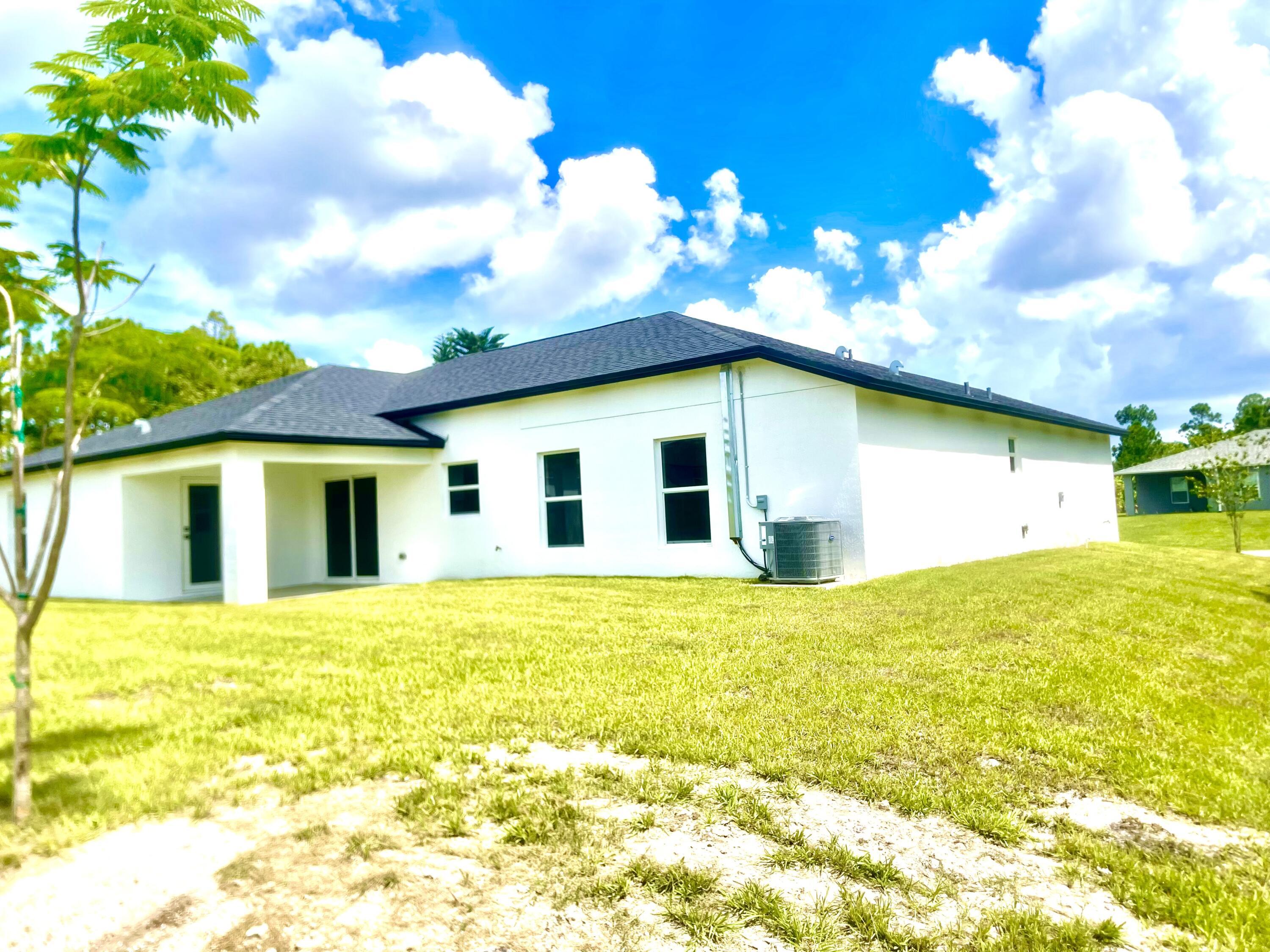 1260 Larkspur Street SE, Palm Bay, FL 32909, Palm Bay - Photo 4