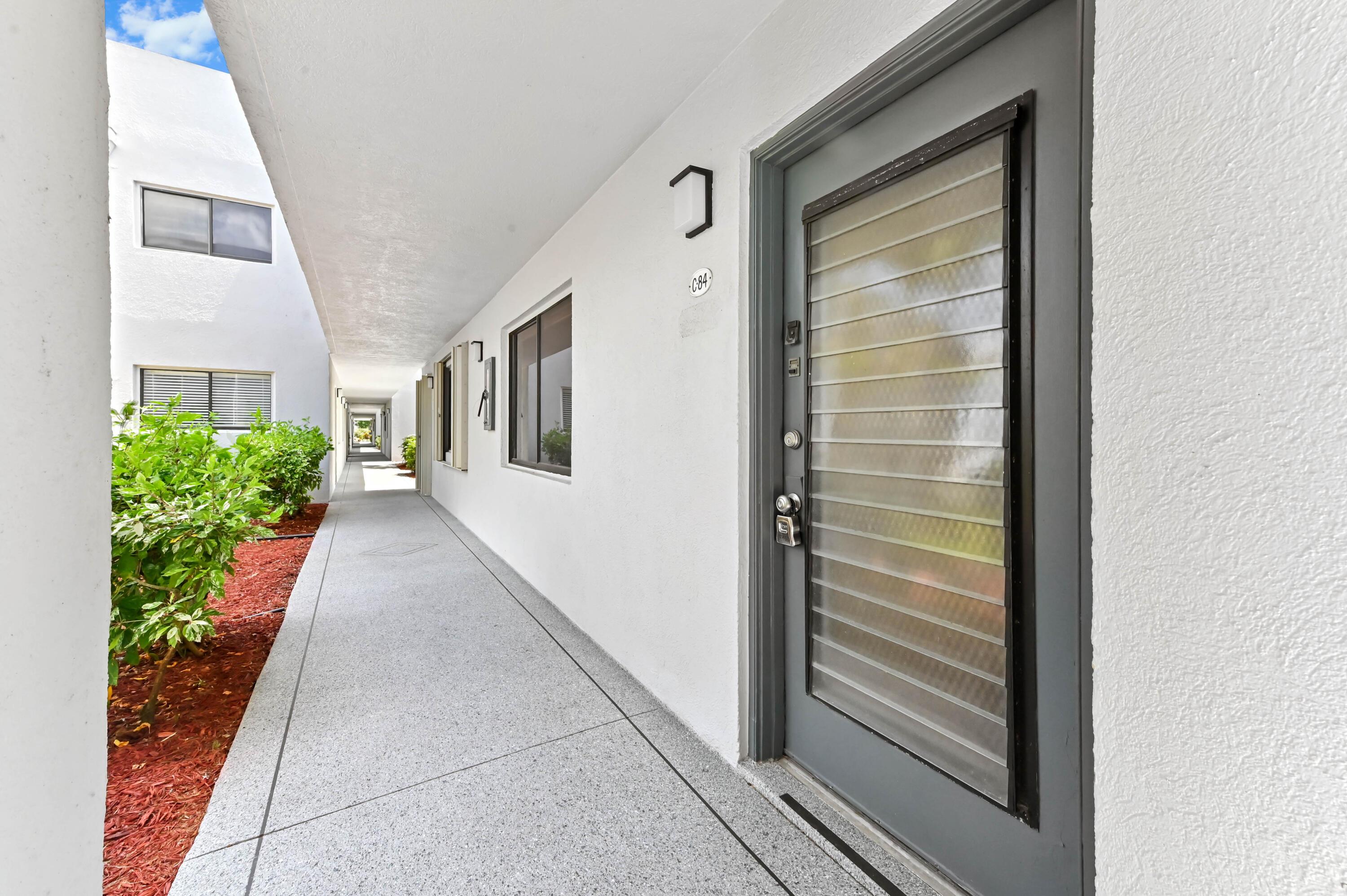 15054 Ashland Way 84, Delray Beach, FL 33484, Delray Beach - Photo 3