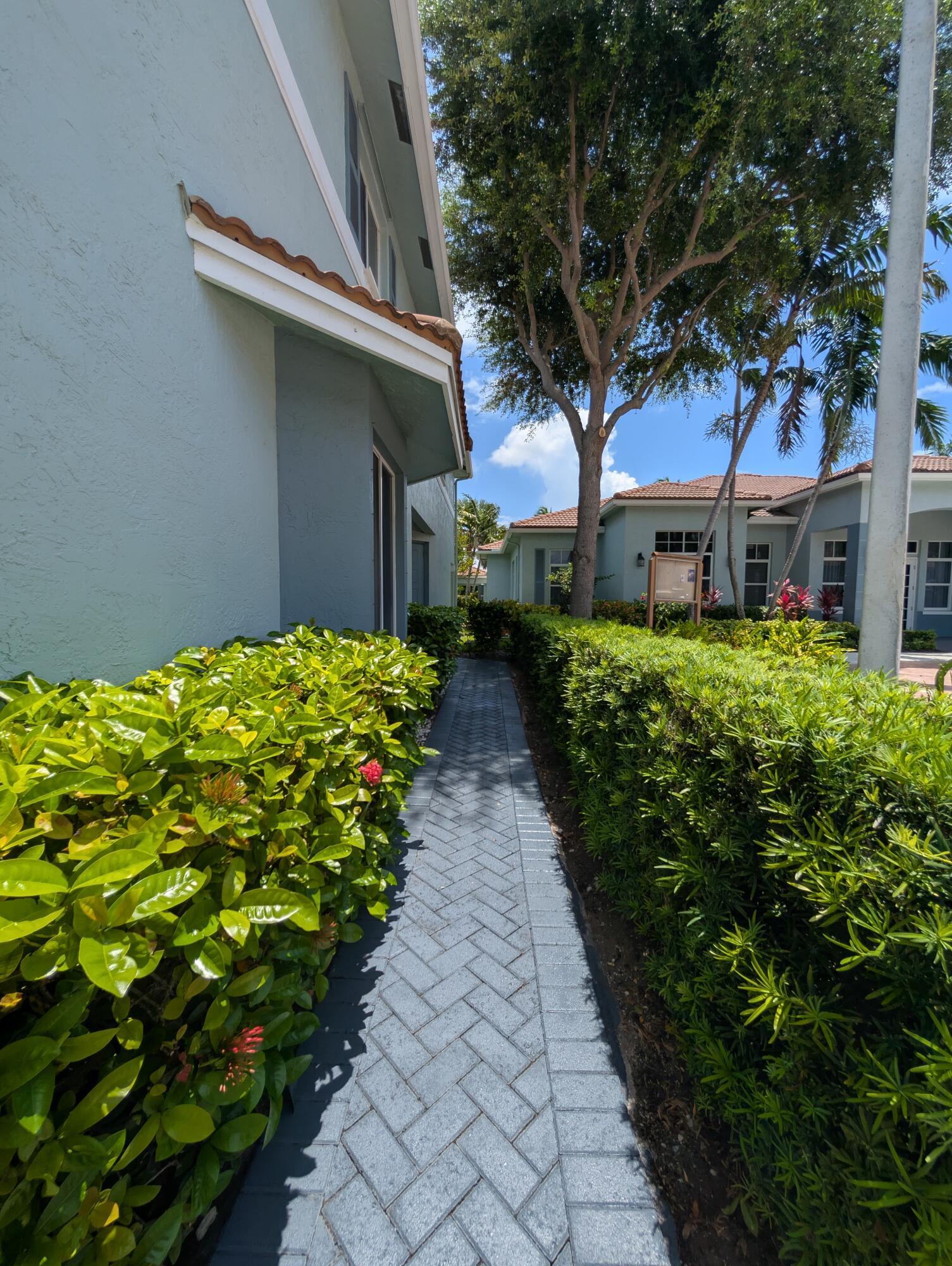 3602 Sonoma Drive, Riviera Beach, FL 33404, Riviera Beach - Photo 3