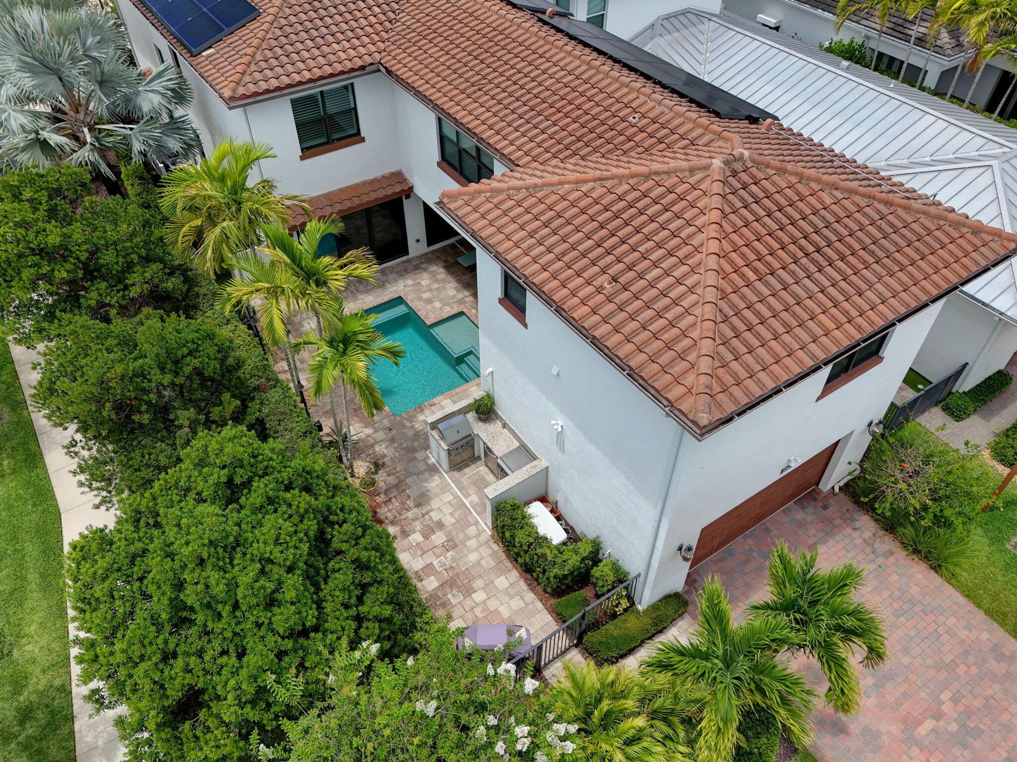 5041 Grandiflora Road, Palm Beach Gardens, FL 33418, Palm Beach Gardens - Photo 2