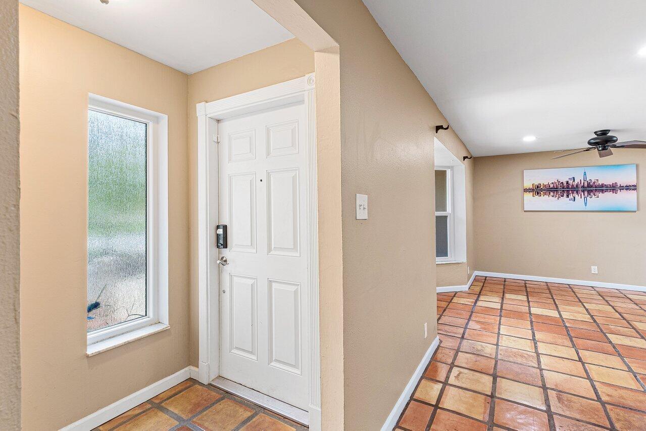 7815 NW 1st Street, Margate, FL 33063, Margate - Photo 2