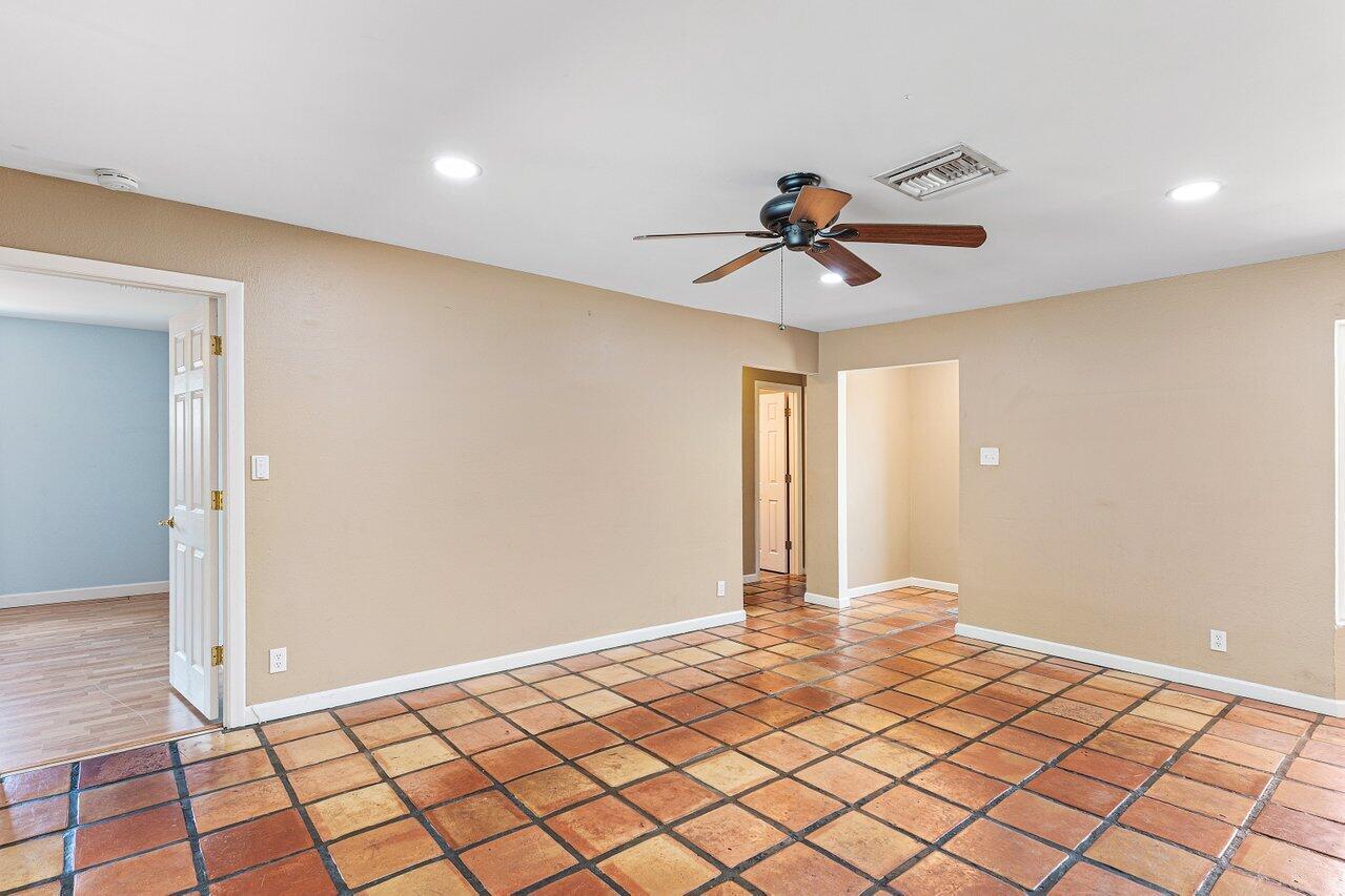 7815 NW 1st Street, Margate, FL 33063, Margate - Photo 5