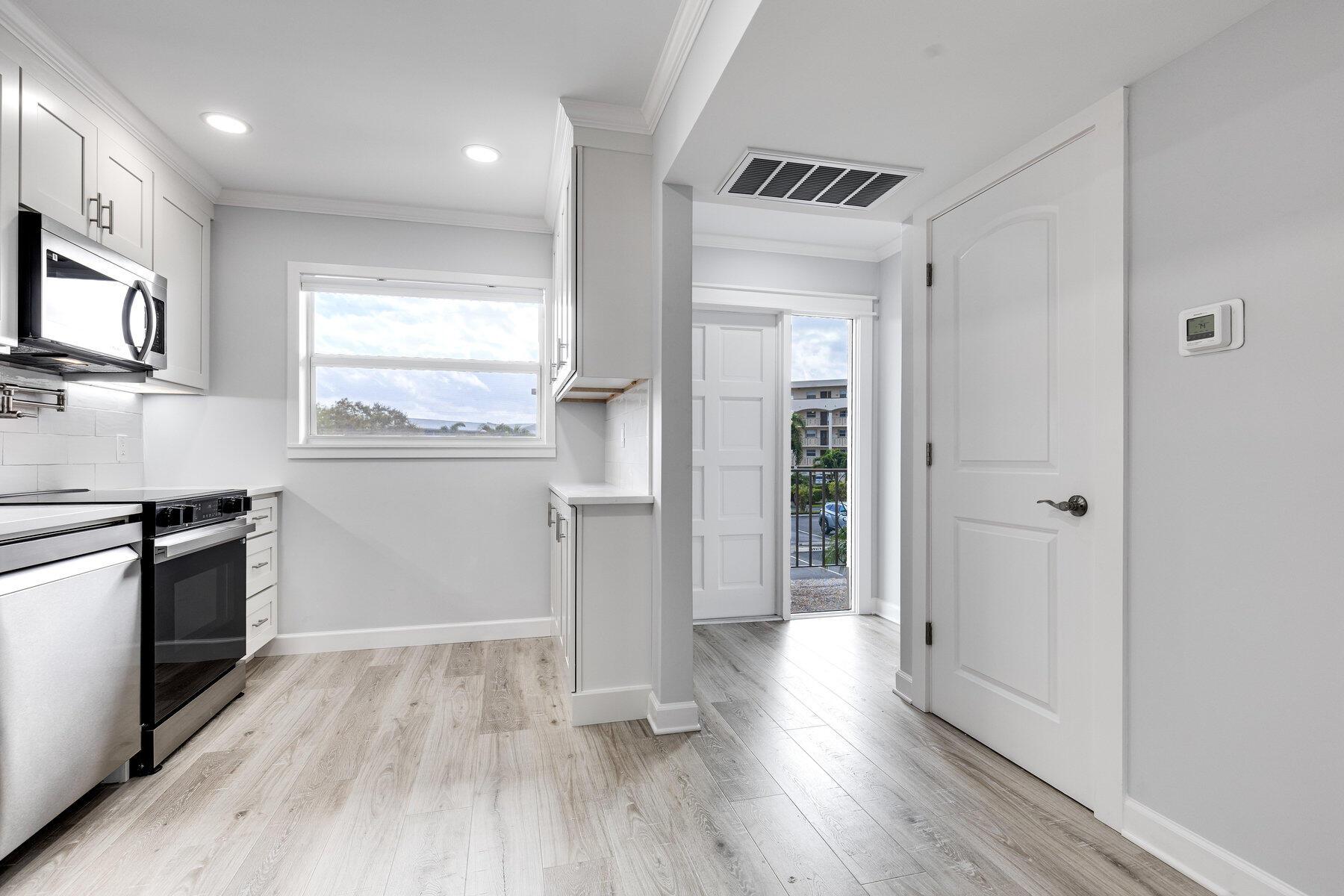 28 Yacht Club Drive 207, North Palm Beach, FL 33408, North Palm Beach