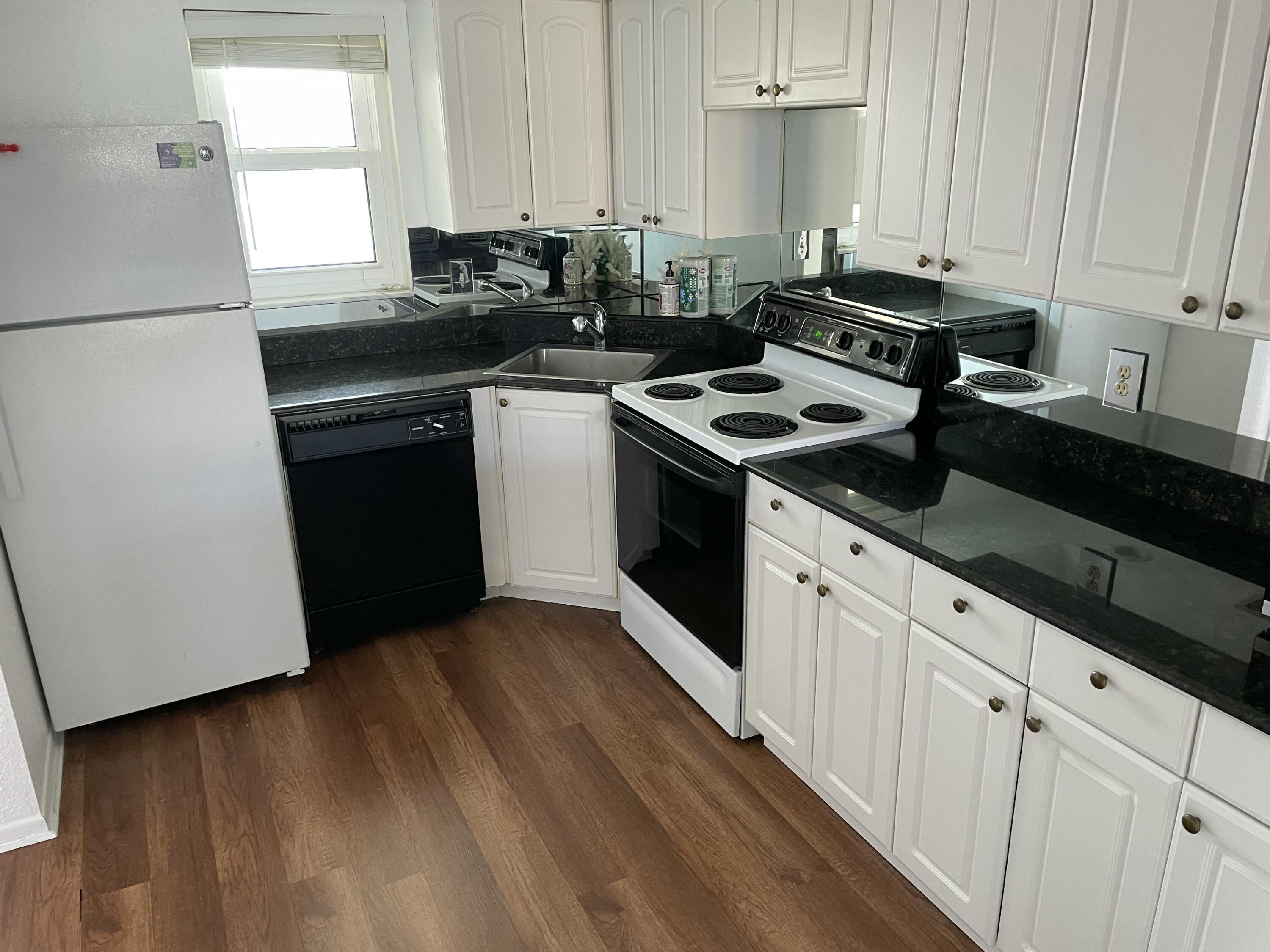 720 E Ocean Avenue 407, Boynton Beach, FL 33435, Boynton Beach - Photo 3