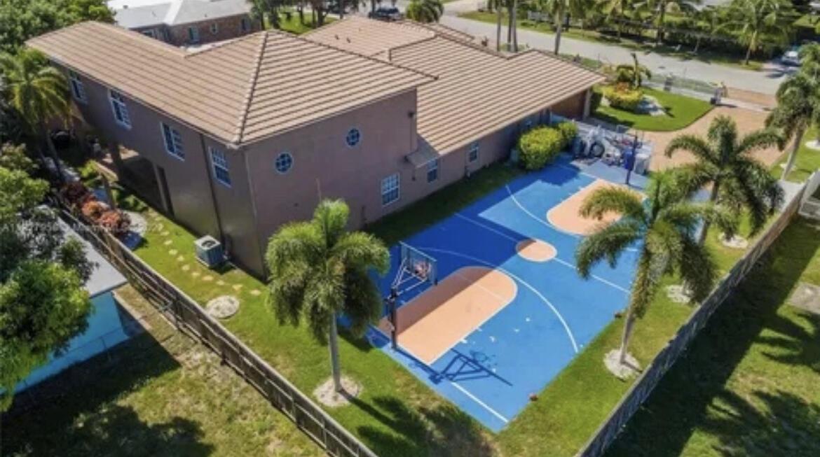423 NE 3rd Street, Pompano Beach, FL 33060, Pompano Beach - Photo 3