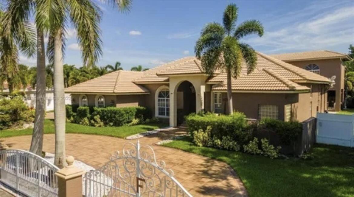 423 NE 3rd Street, Pompano Beach, FL 33060, Pompano Beach