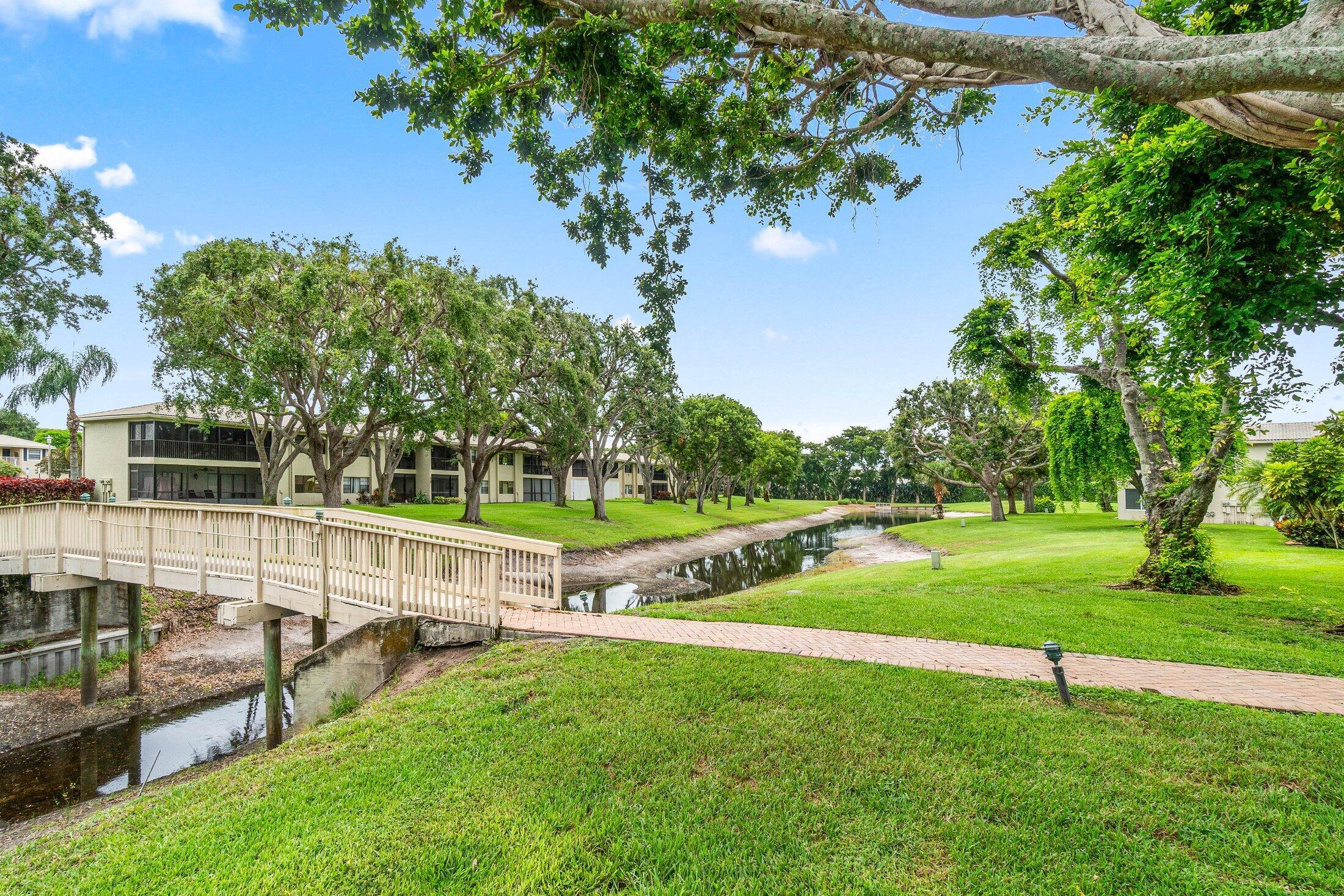 31 Stratford Lane C, Boynton Beach, FL 33436, Boynton Beach - Photo 2