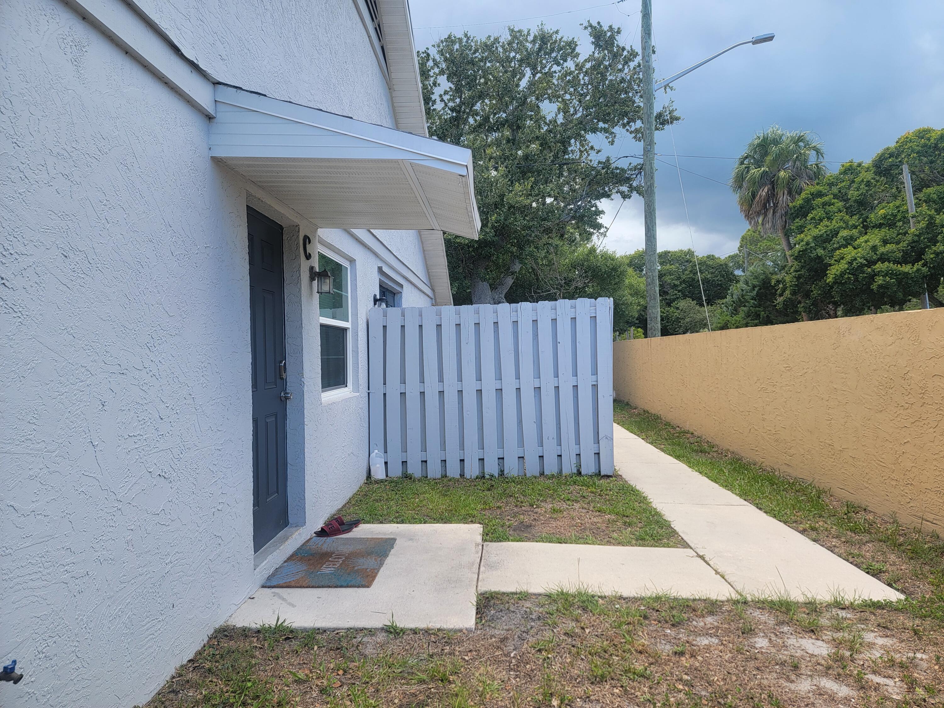 2001 Oleander Boulevard C, Fort Pierce, FL 34950, Fort Pierce