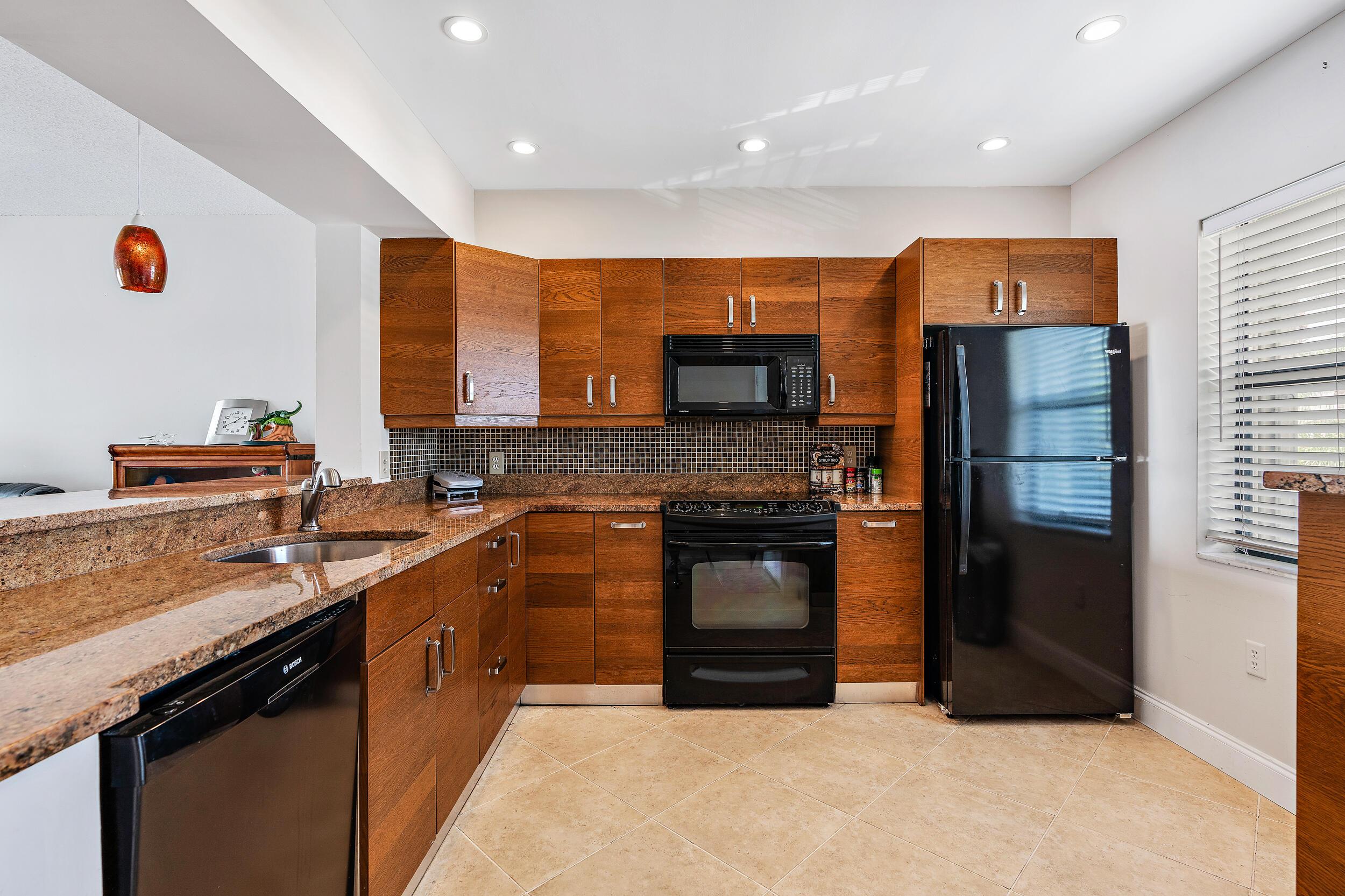 1950 SW Palm City Road 1202, Stuart, FL 34994, Stuart - Photo 4