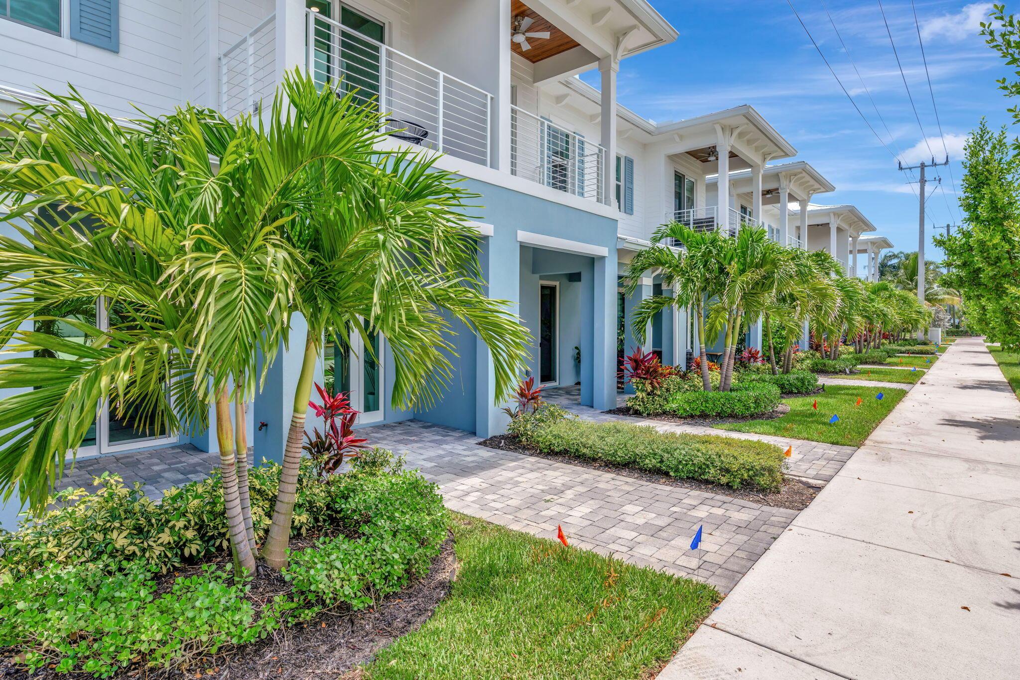 4680 SE Manatee Way, Stuart, FL 34997, Stuart - Photo 2