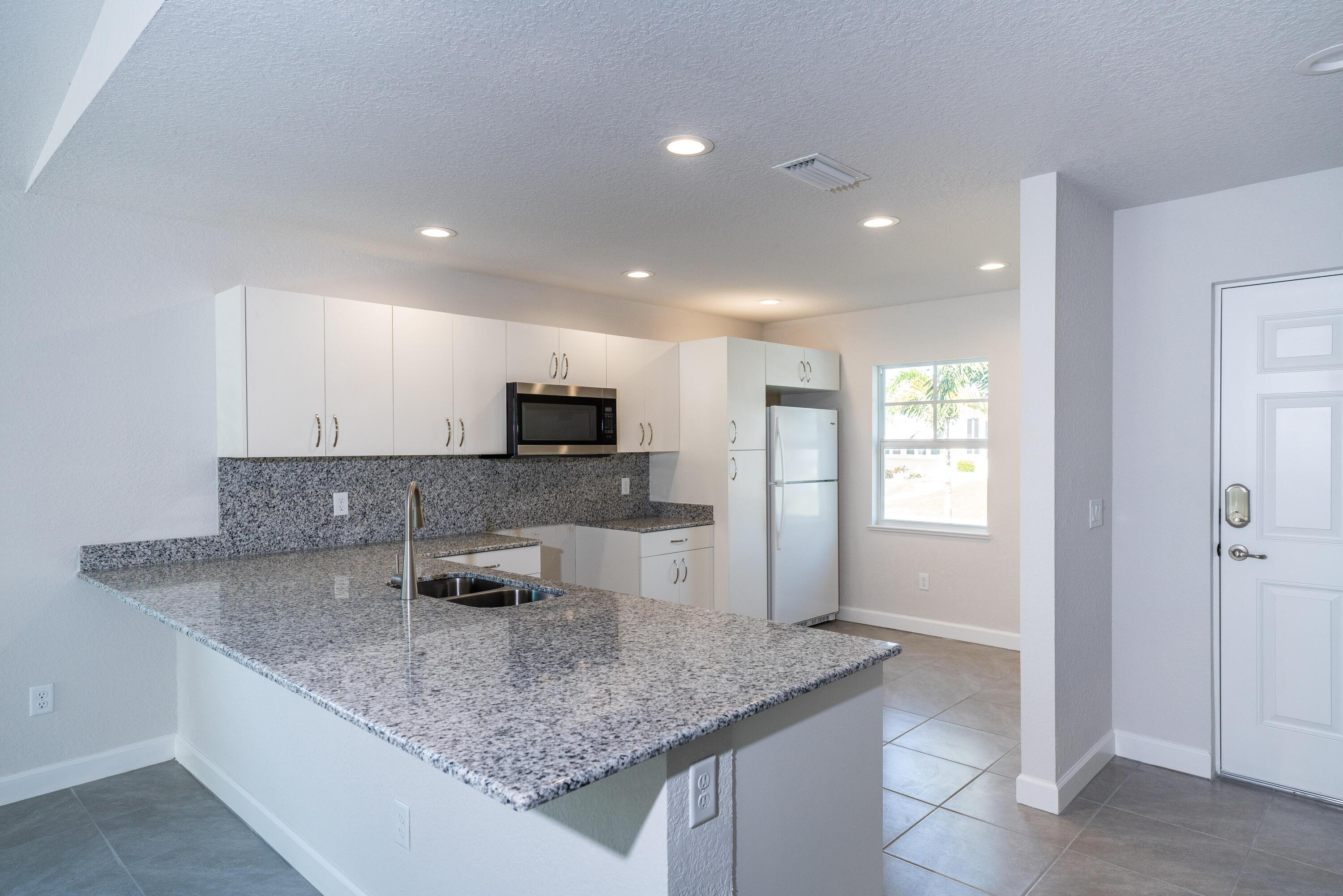 6724 Mar Pacifico, Fort Pierce, FL 34951, Fort Pierce - Photo 3