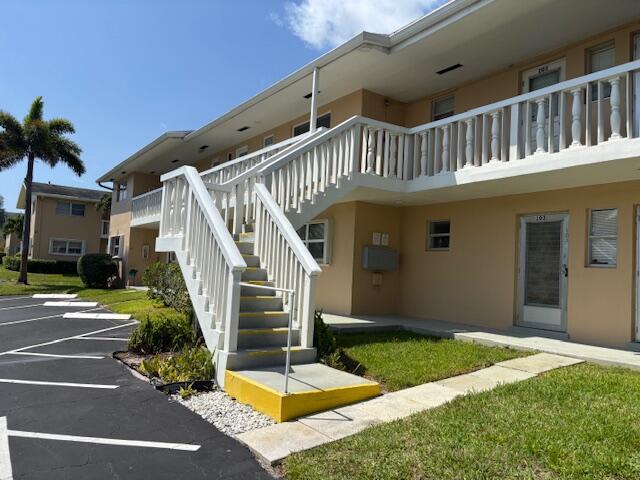 2161 NE 1st Court 202, Boynton Beach, FL 33435, Boynton Beach - Photo 2