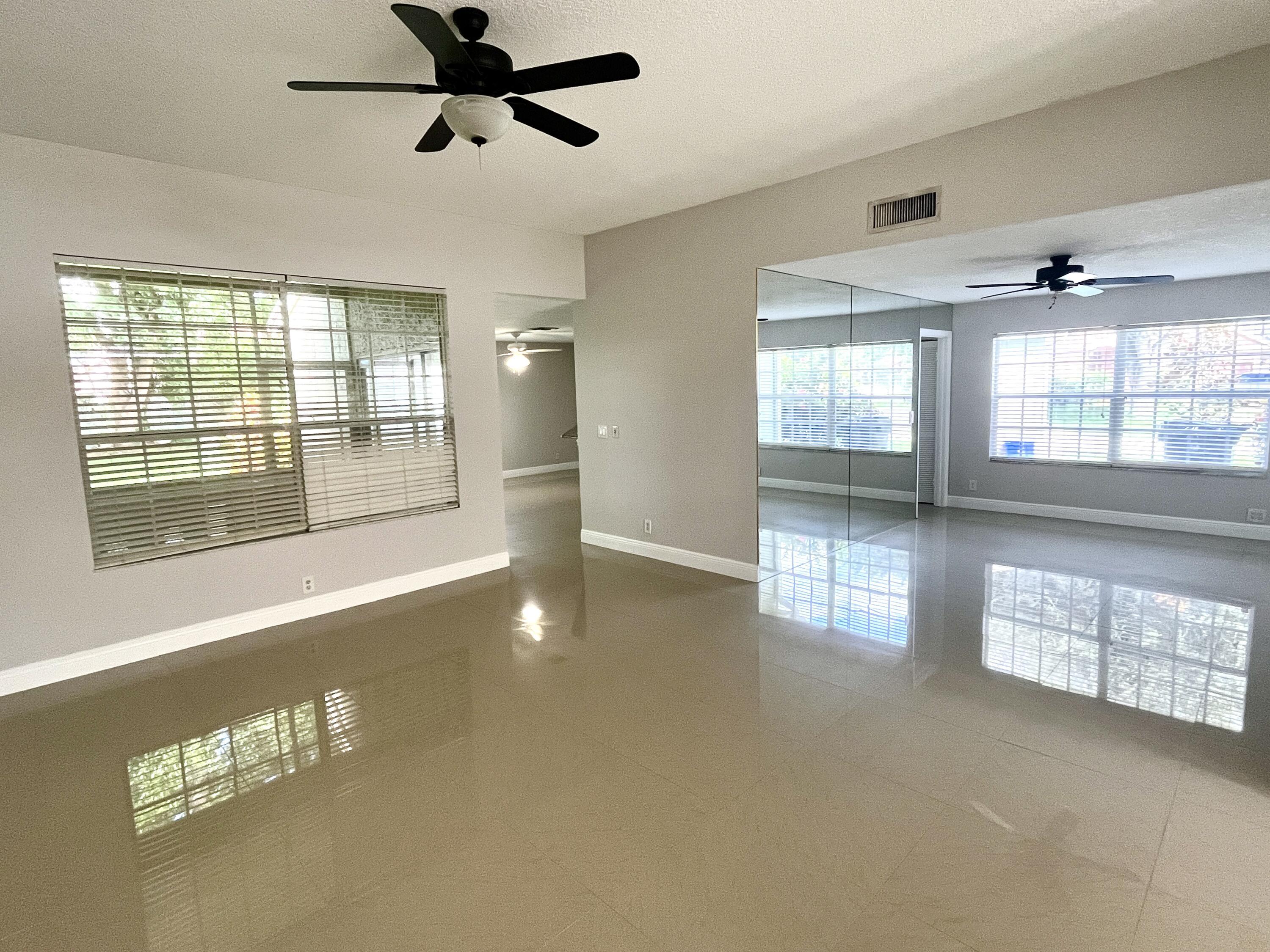 1112 Wild Cherry Lane, Wellington, FL 33414, Wellington - Photo 5