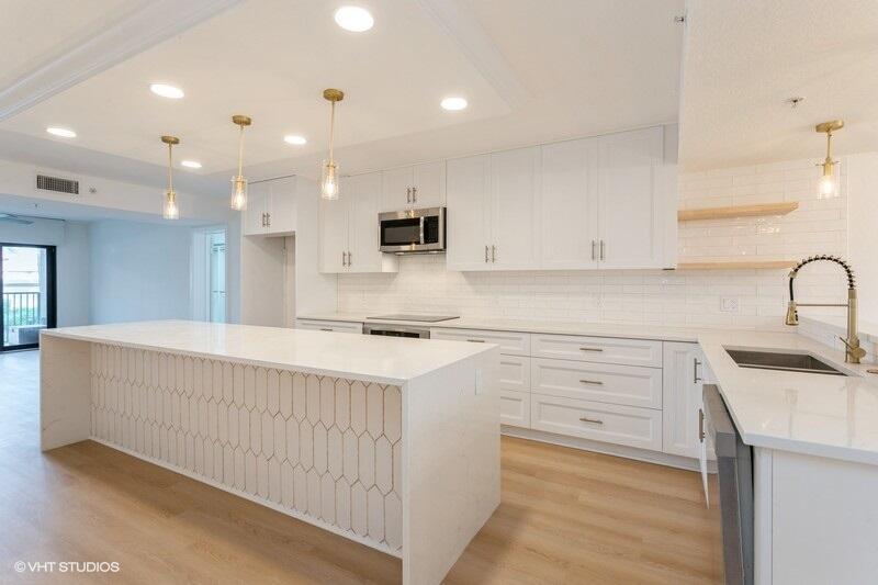 601 SEAFARER Circle 101, Jupiter, FL 33477, Jupiter
