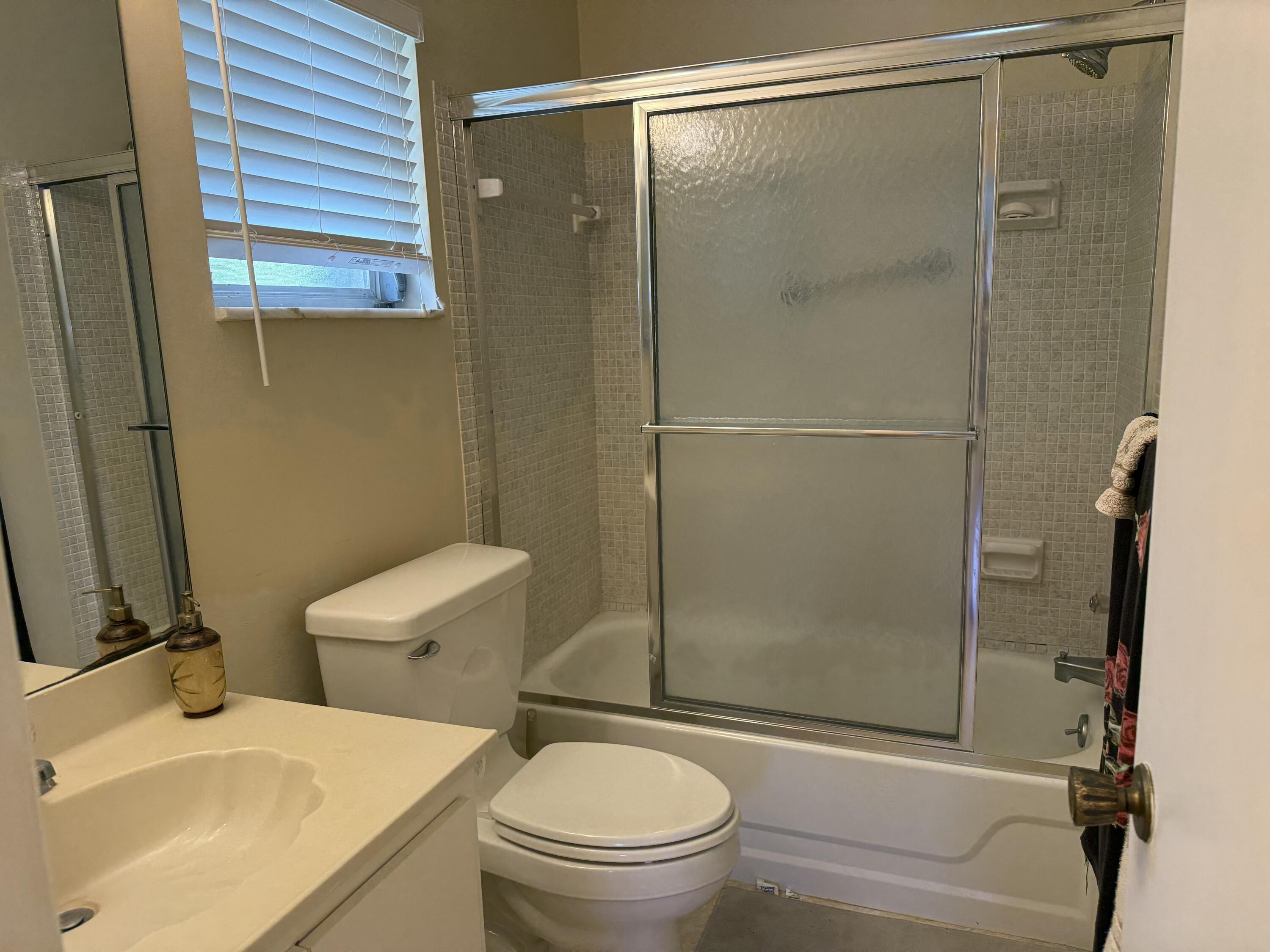 13761 Via Aurora D, Delray Beach, FL 33484, Delray Beach - Photo 3