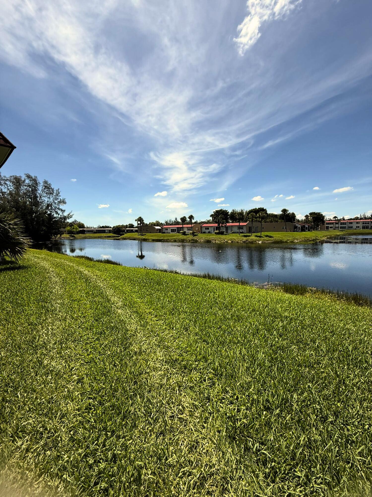 218 Lake Frances Drive, West Palm Beach, FL 33411, West Palm Beach - Photo 5