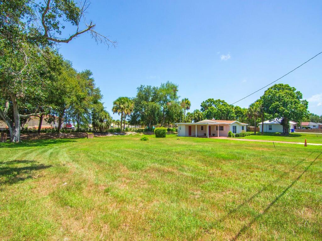 4606 30th Ave, Vero Beach, FL 32967, Vero Beach - Photo 4