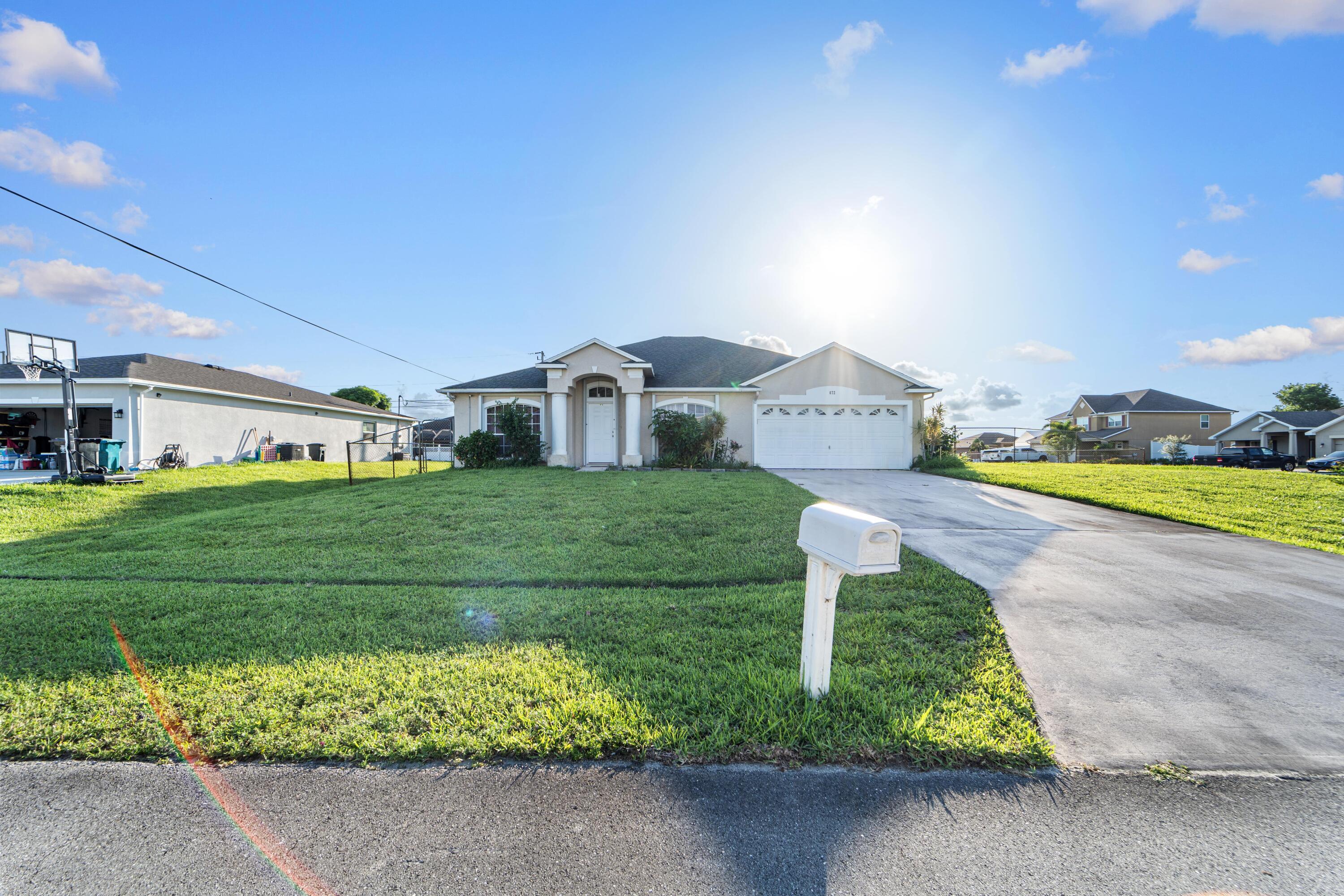 672 SW Kayak Avenue, Port St. Lucie, FL 34953, Port St. Lucie