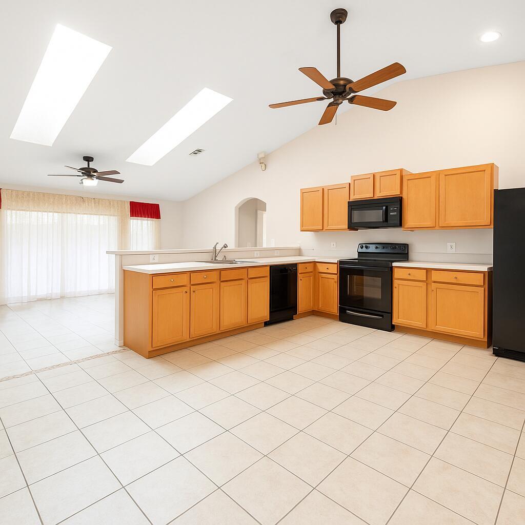 672 SW Kayak Avenue, Port St. Lucie, FL 34953, Port St. Lucie - Photo 5