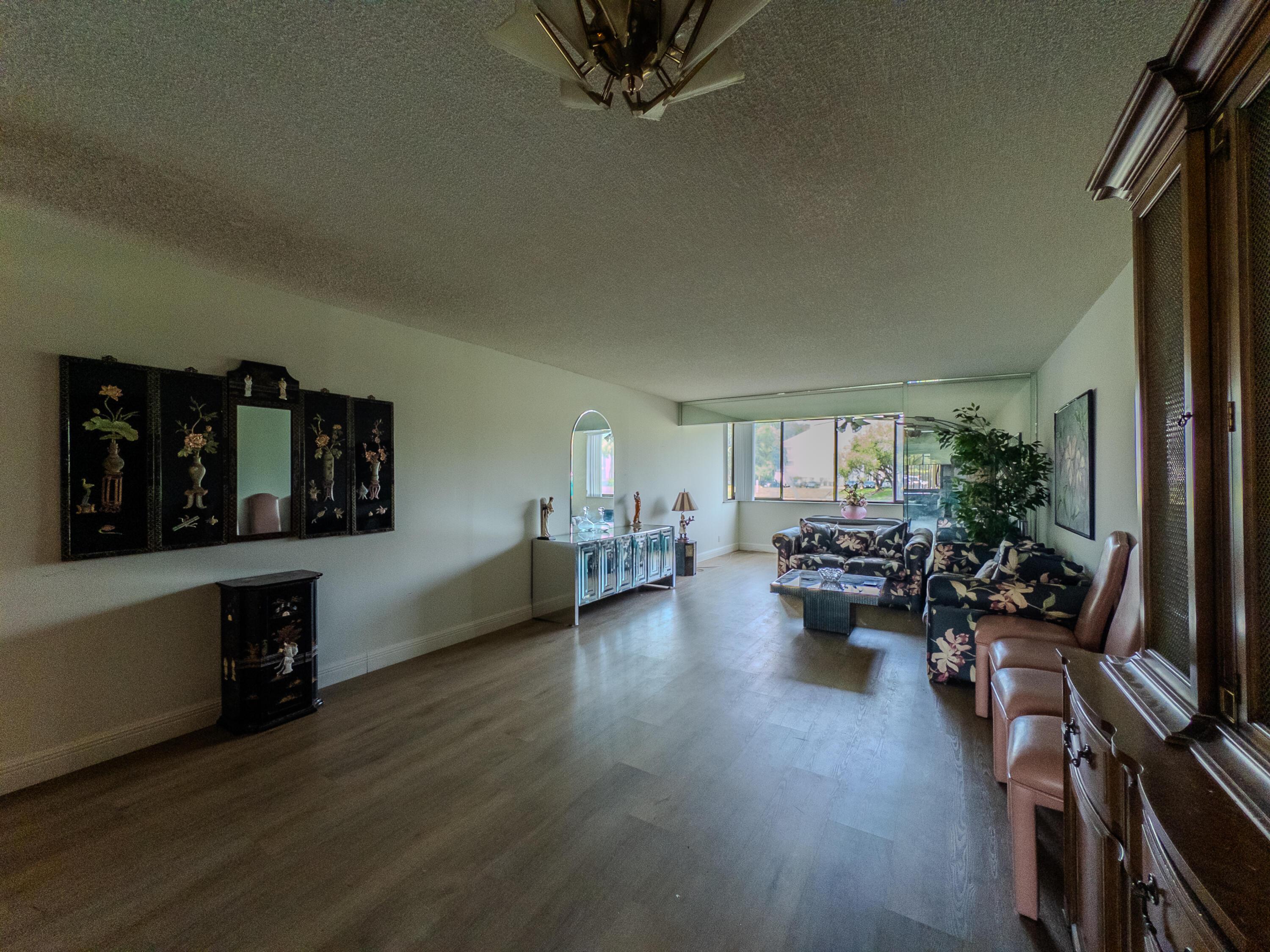 8030 Hampton Boulevard 106, North Lauderdale, FL 33068, North Lauderdale - Photo 5