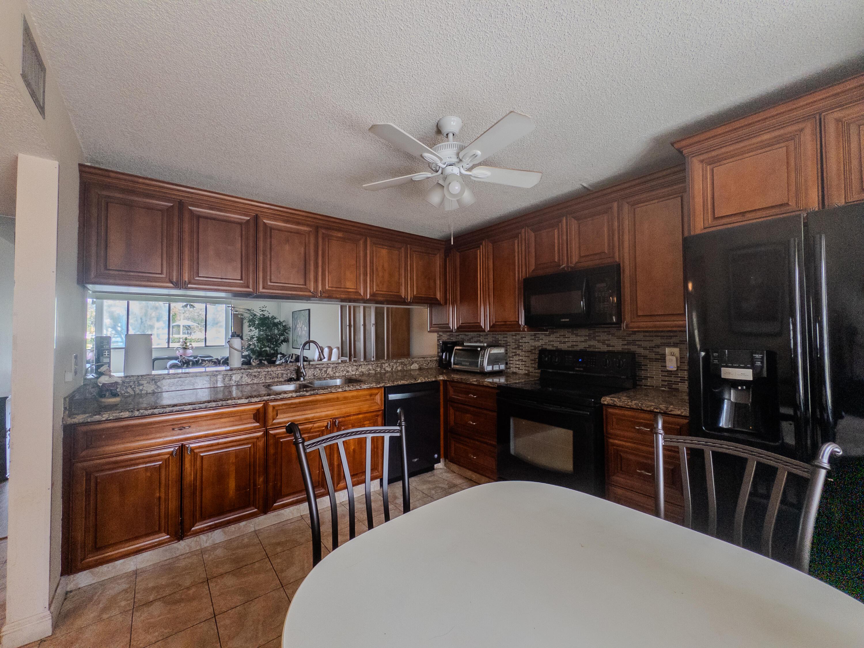 8030 Hampton Boulevard 106, North Lauderdale, FL 33068, North Lauderdale - Photo 3