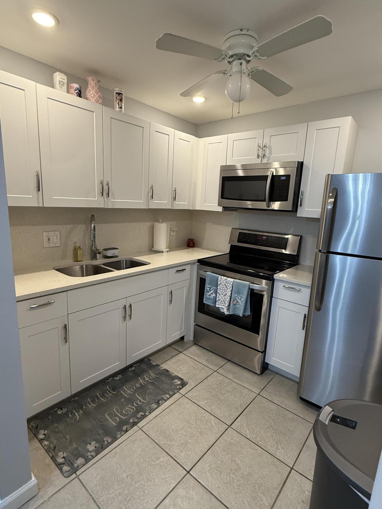 200 Village Green Circle E K218, Palm Springs, FL 33461, Palm Springs - Photo 3