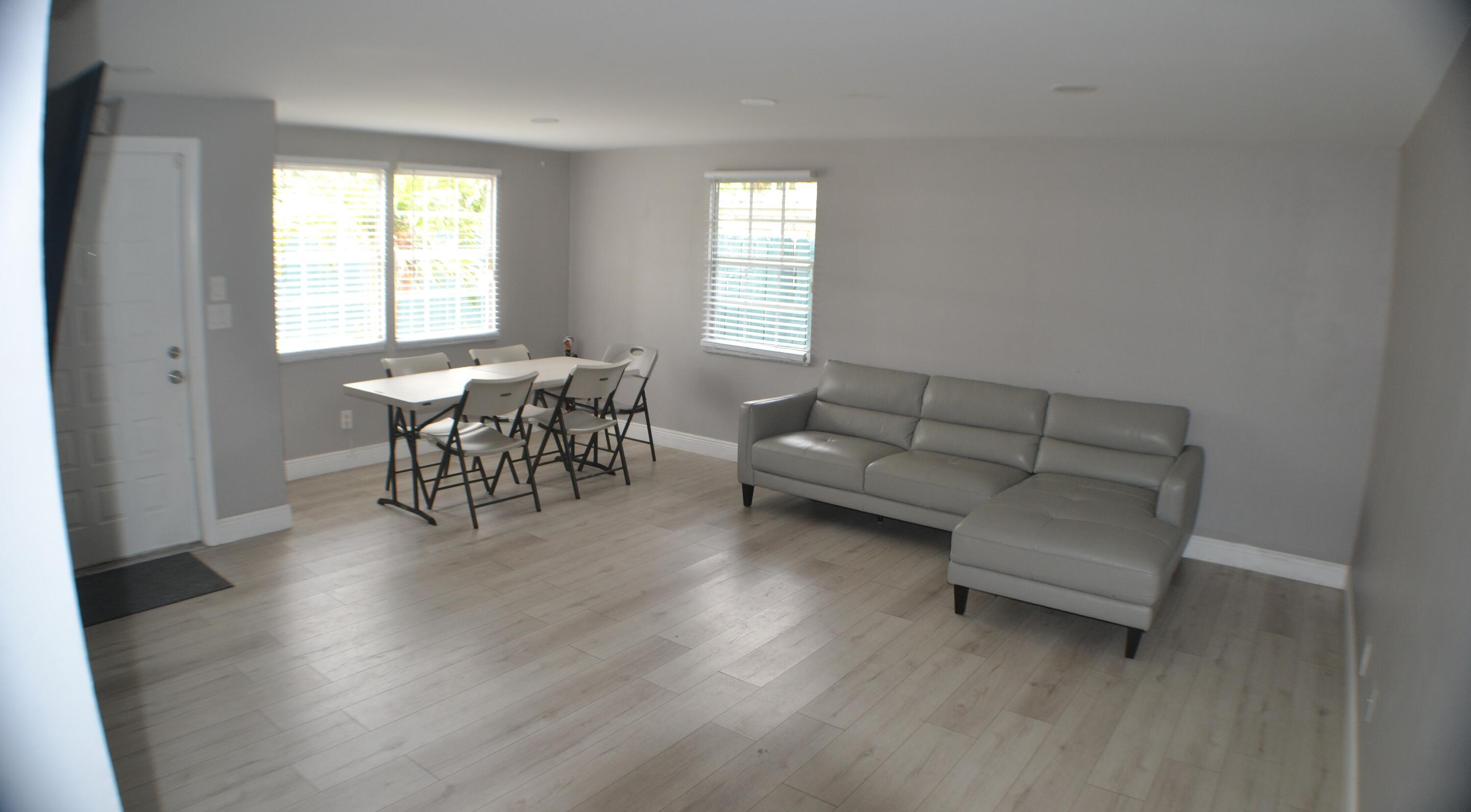 377 NW Nw 49th Street Street, Fort Lauderdale, FL 33309, Fort Lauderdale - Photo 5