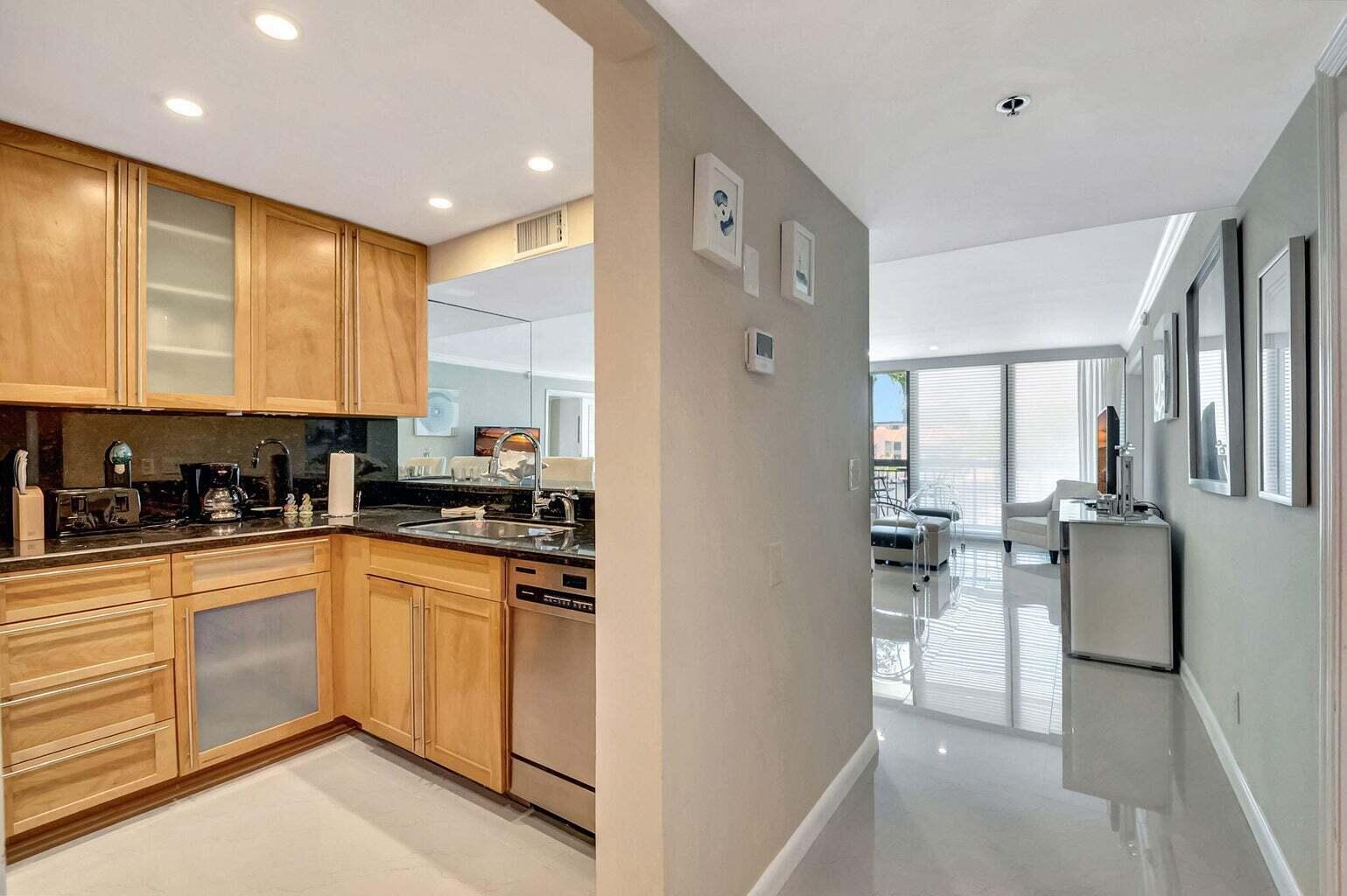 2707 N Ocean Boulevard D205, Boca Raton, FL 33431, Boca Raton - Photo 4