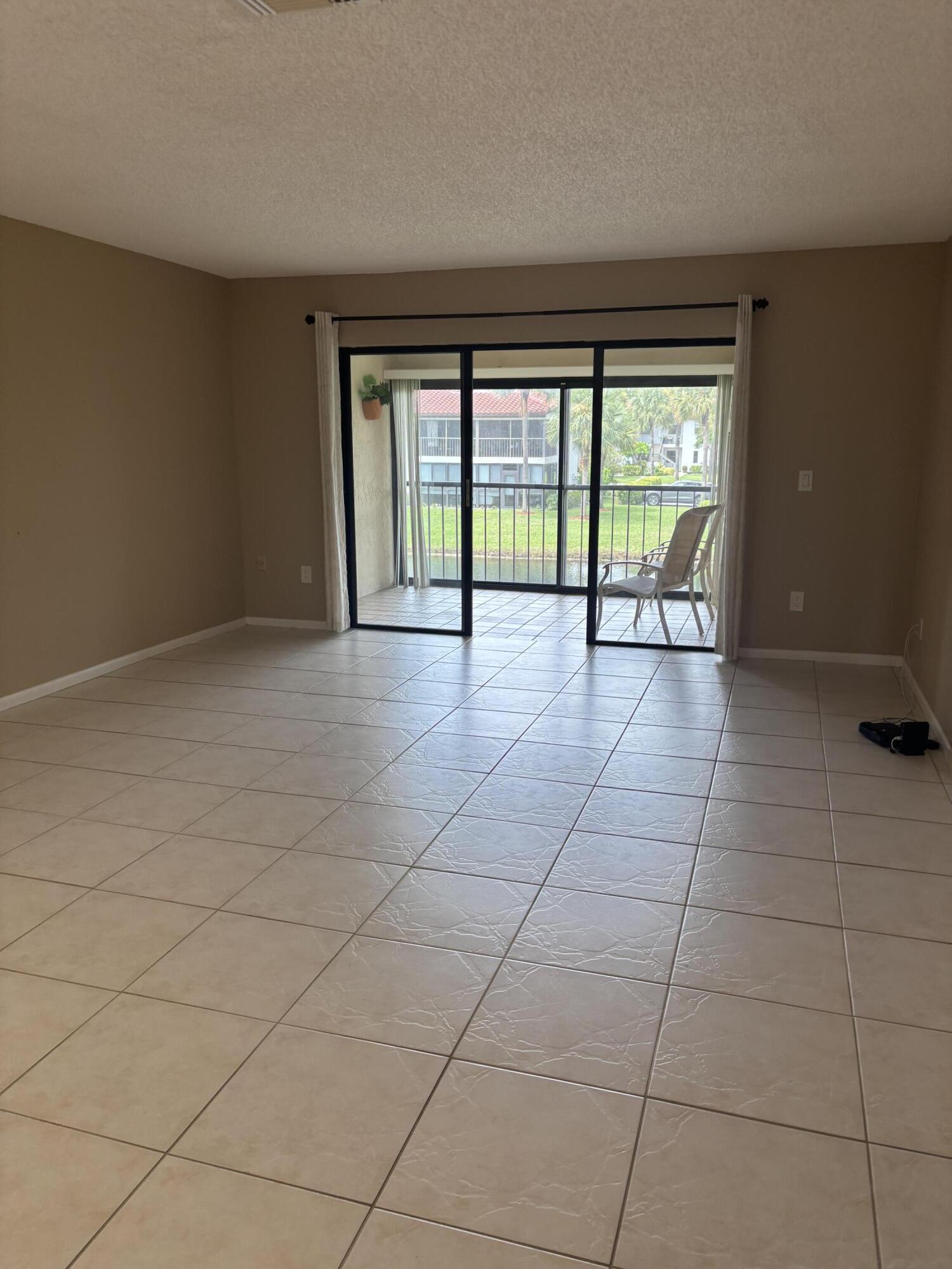 21500 Cypress Hammock 38f, Boca Raton, FL 33428, Boca Raton - Photo 4