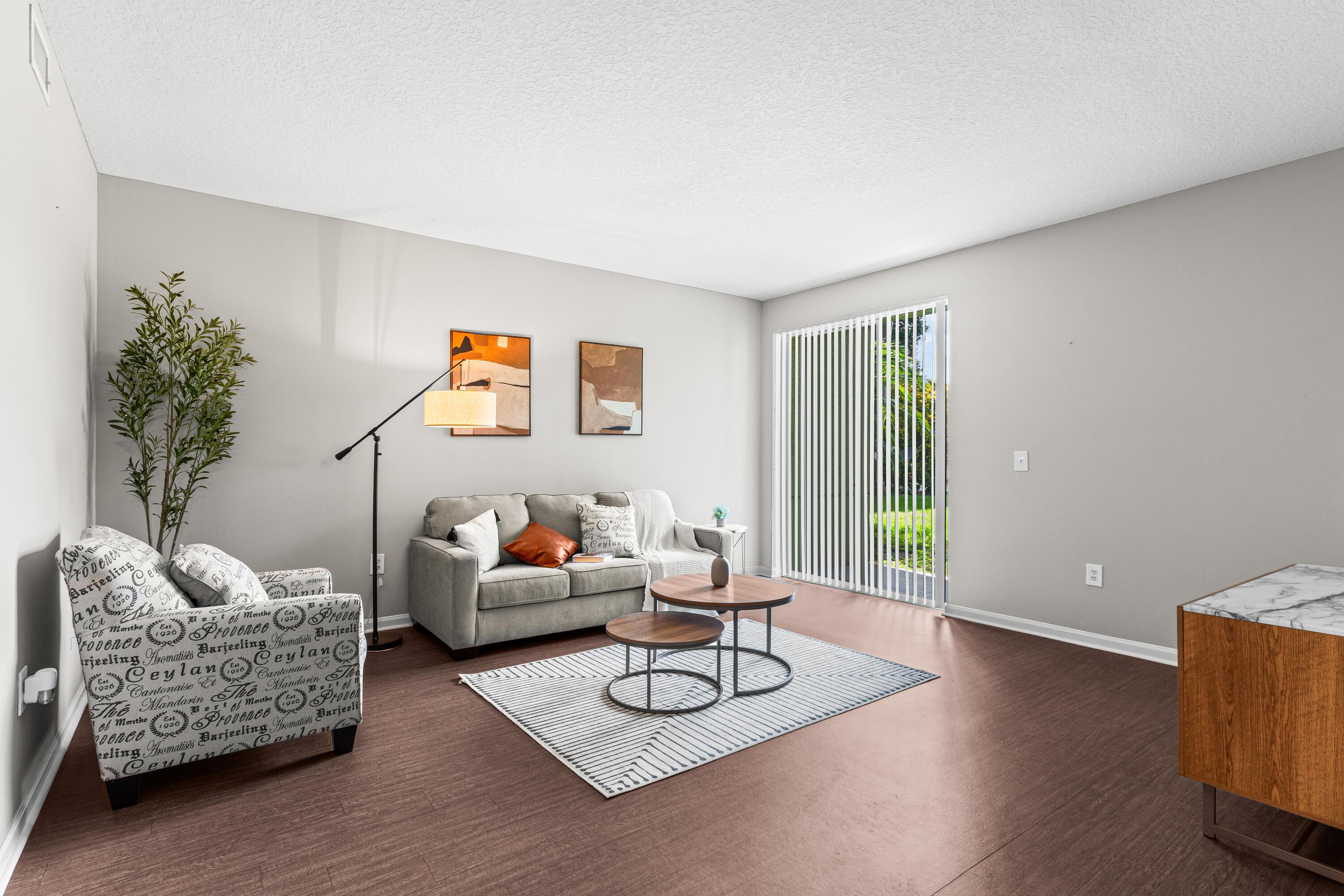 1959 Brandywine Road 208, West Palm Beach, FL 33409, West Palm Beach - Photo 3
