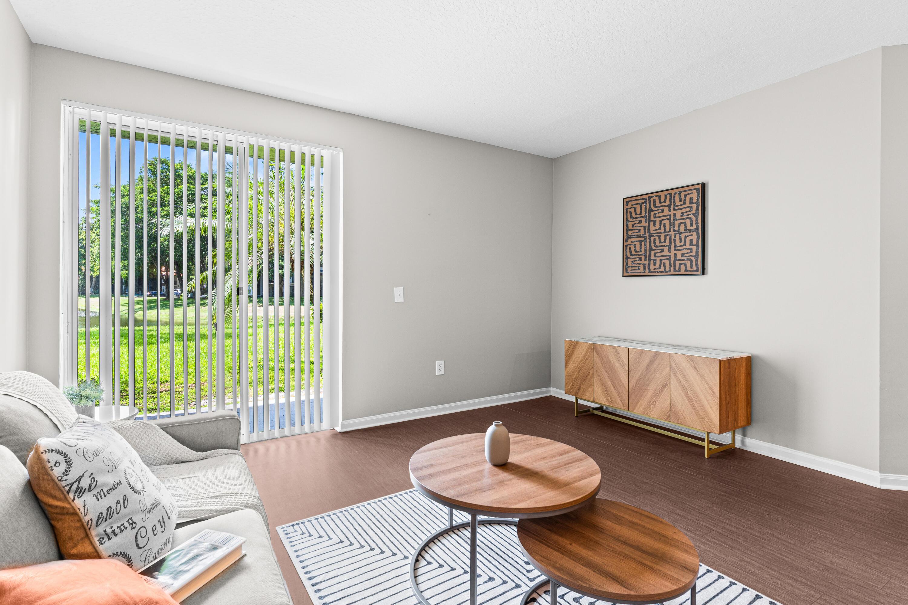 1959 Brandywine Road 208, West Palm Beach, FL 33409, West Palm Beach - Photo 4