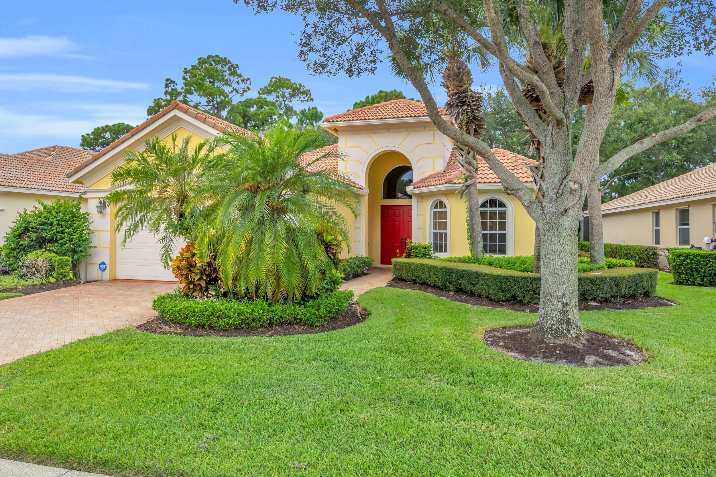 8821 Champions Way, Port St. Lucie, FL 34986, Port St. Lucie - Photo 3