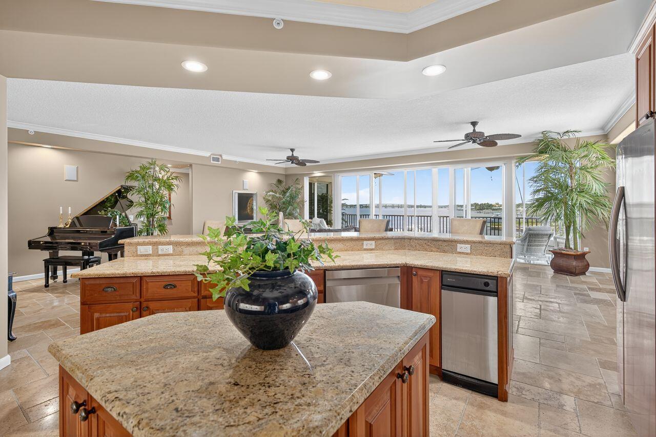 1160 SW Chapman Way 204, Palm City, FL 34990, Palm City