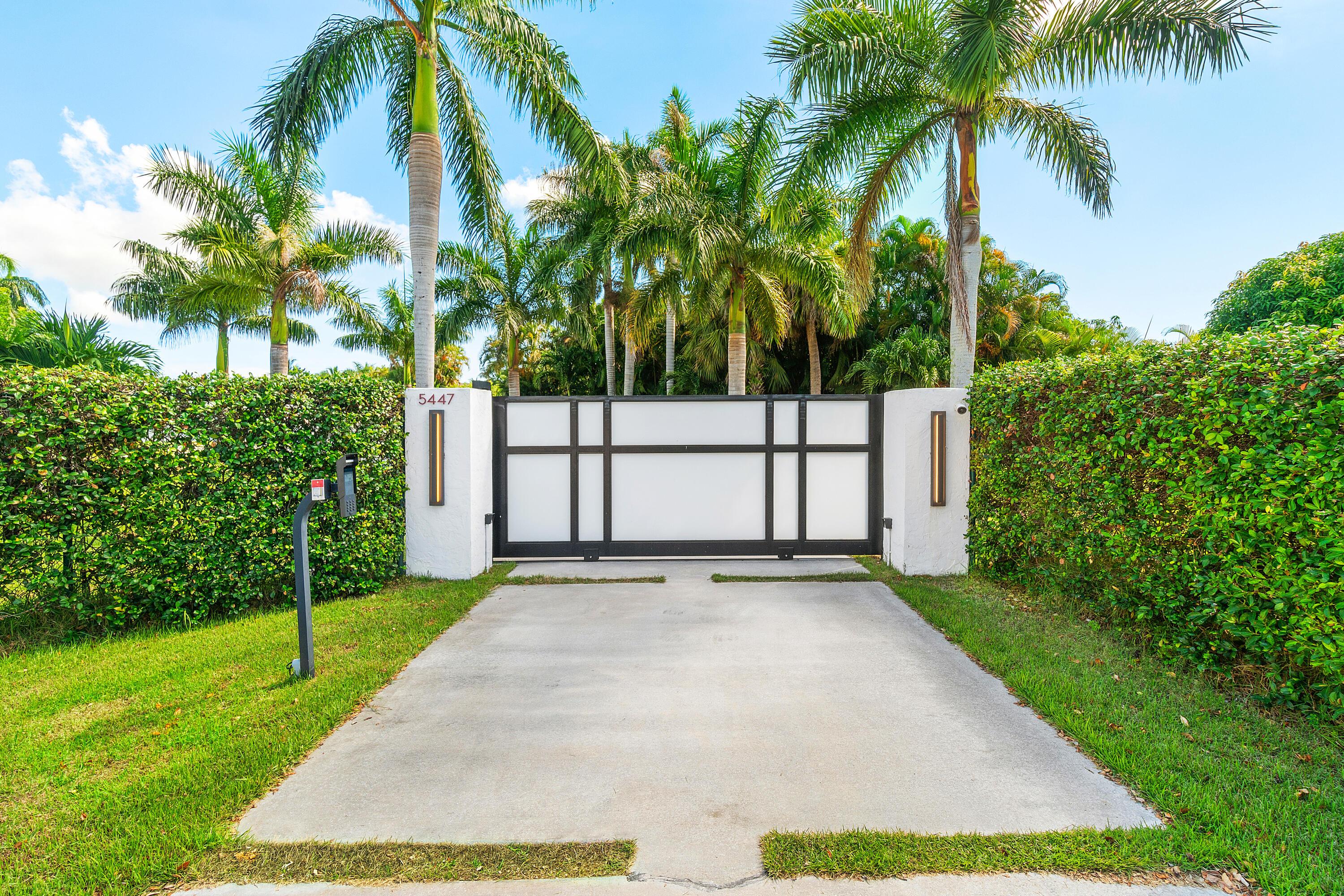 5447 Center Street, Jupiter, FL 33458, Jupiter - Photo 5