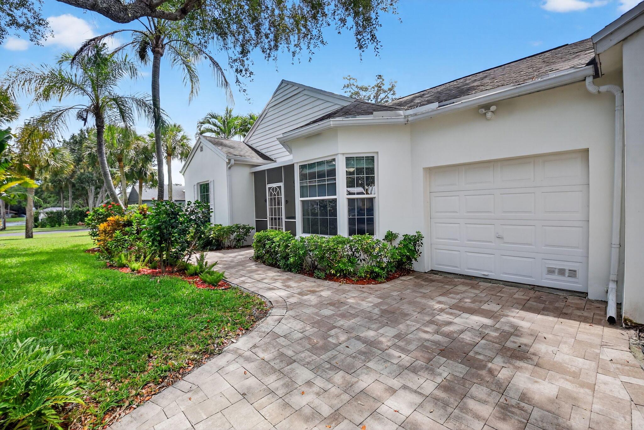 7632 Forest Green Lane, Boynton Beach, FL 33436, Boynton Beach - Photo 2