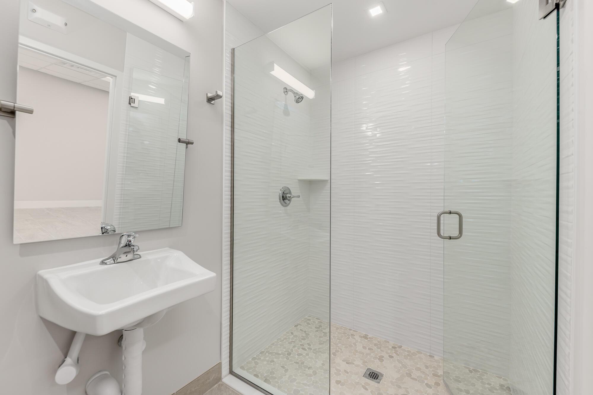 41 SW Seminole Street 210, Stuart, FL 34994, Stuart - Photo 2