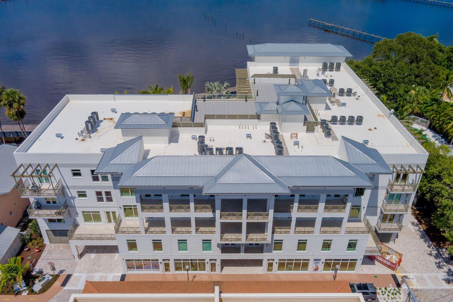 41 SW Seminole Street 210, Stuart, FL 34994, Stuart - Photo 4
