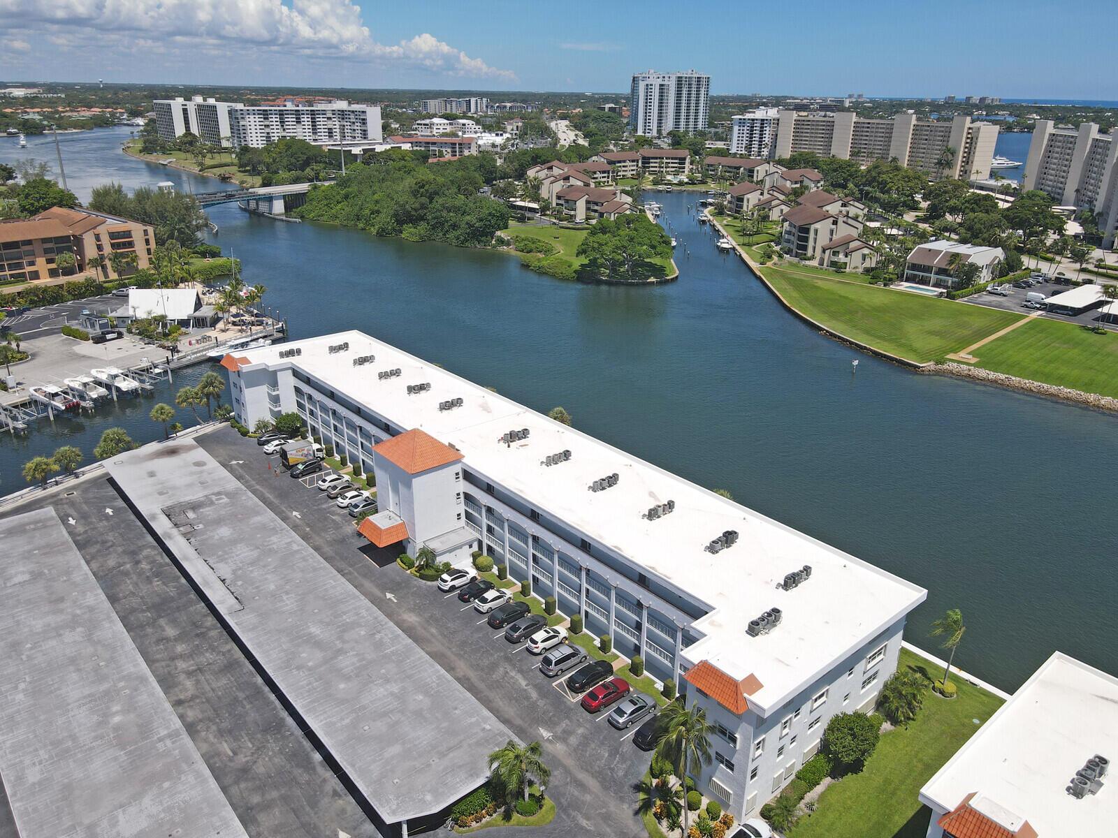 20 Yacht Club Drive 403, North Palm Beach, FL 33408, North Palm Beach - Photo 3