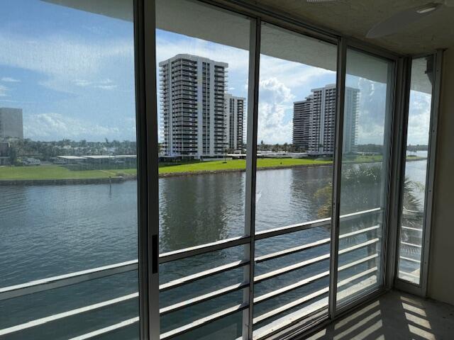 20 Yacht Club Drive 403, North Palm Beach, FL 33408, North Palm Beach - Photo 5
