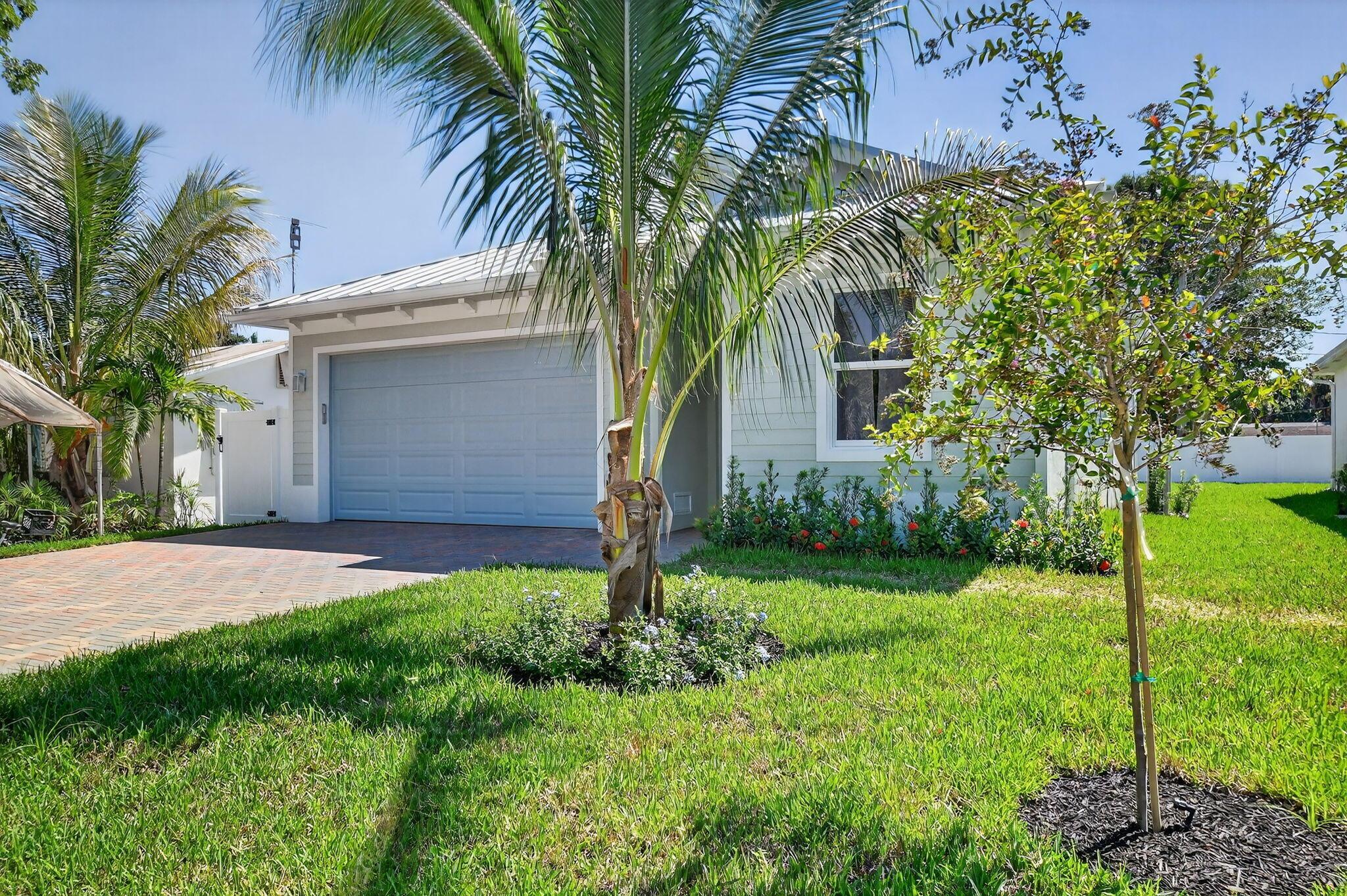 611 N Loxahatchee Drive, Jupiter, FL 33458, Jupiter - Photo 2