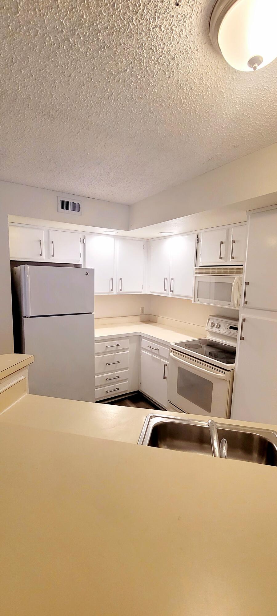 1401 Village Blvd 223, West Palm Beach, FL 33409, West Palm Beach - Photo 4
