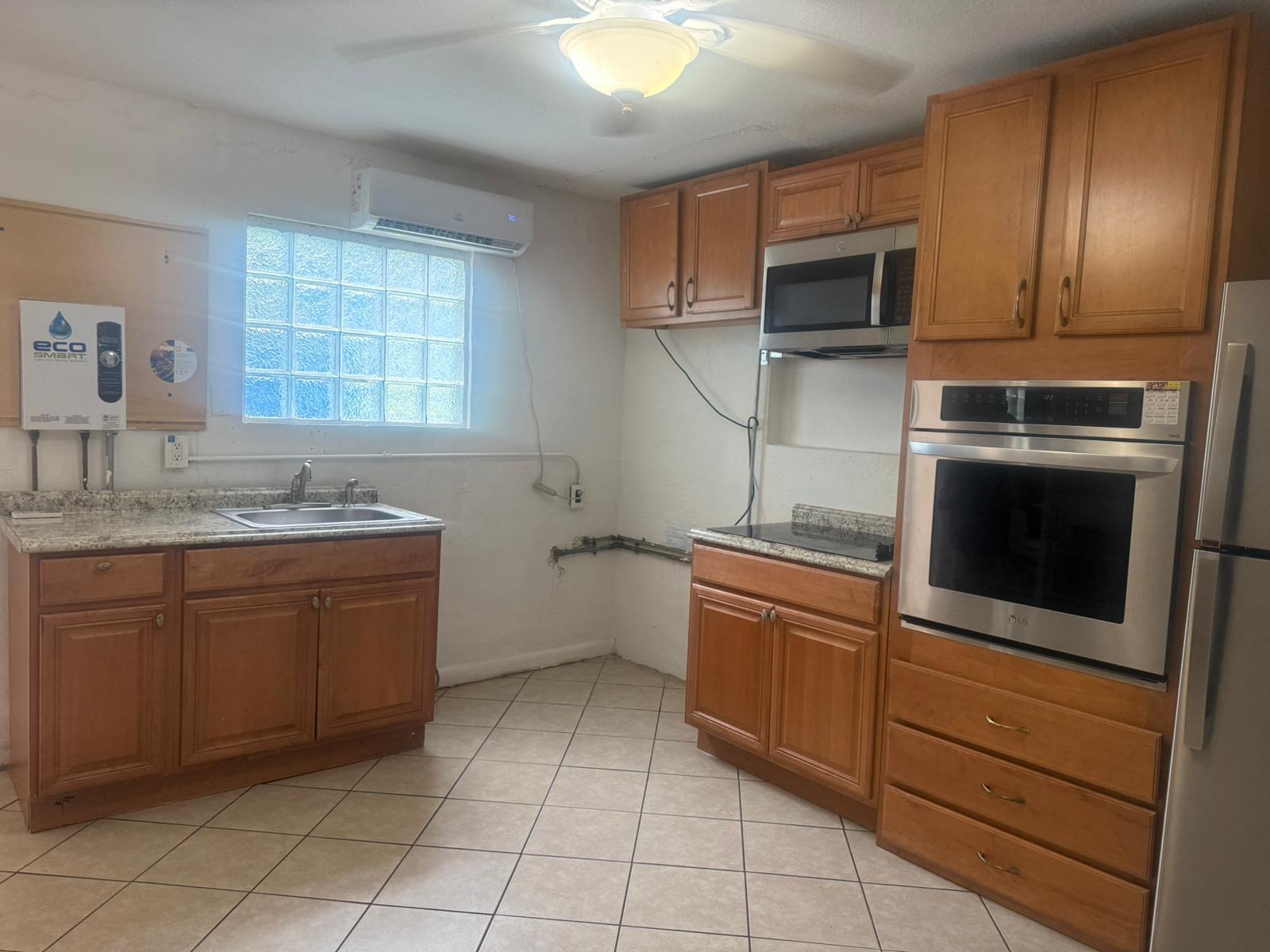 1466 S Congress Avenue, Palm Springs, FL 33406, Palm Springs - Photo 5