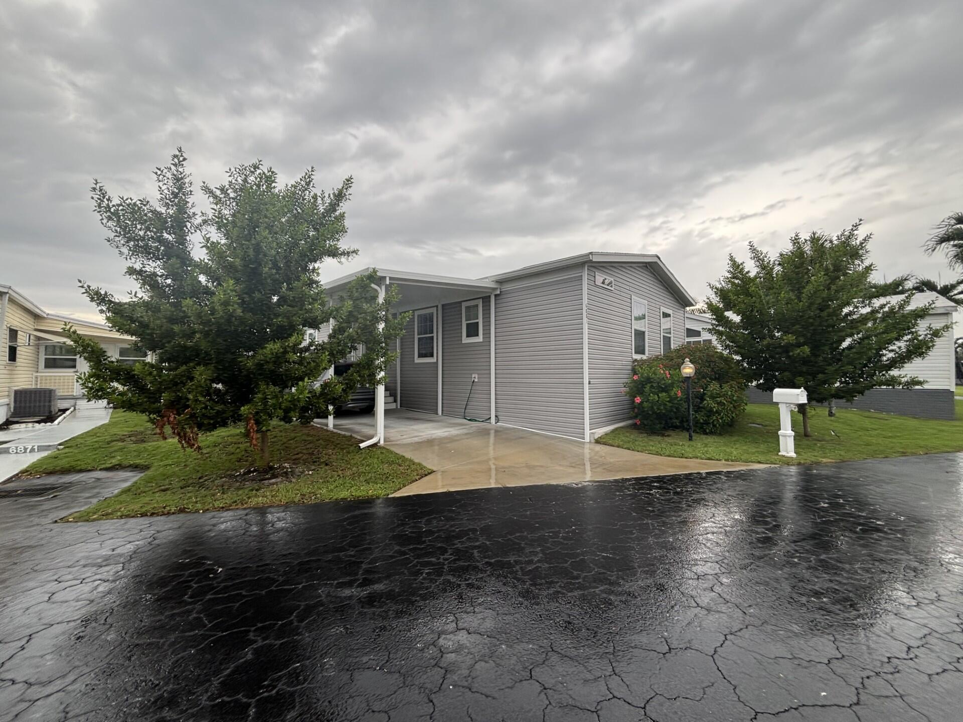 6881 NW 43rd Terrace, Coconut Creek, FL 33073, Coconut Creek - Photo 2