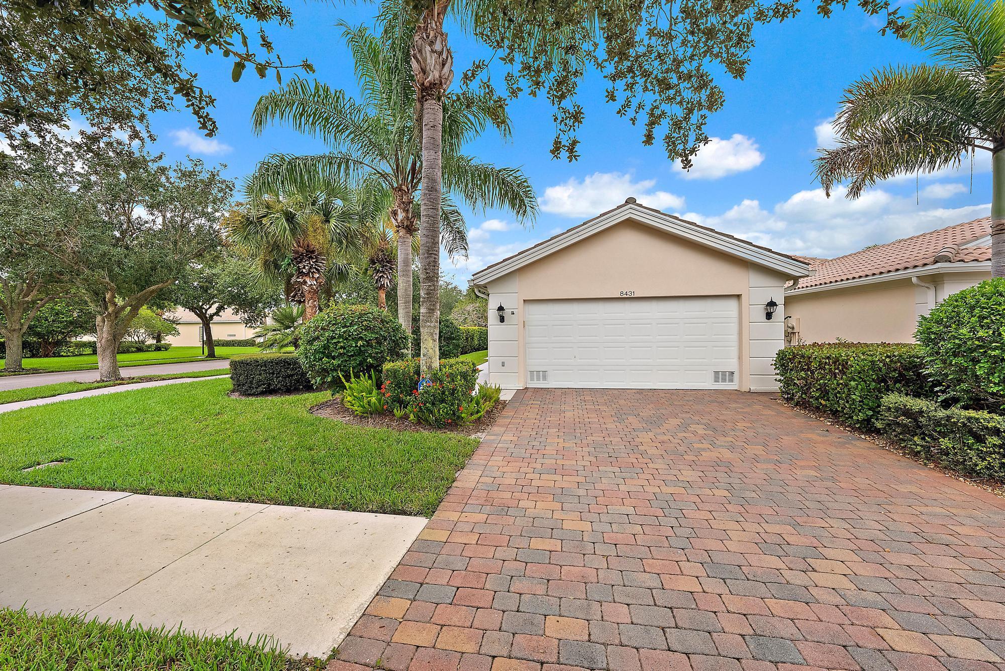 8431 SE Retreat Drive, Hobe Sound, FL 33455, Hobe Sound - Photo 2