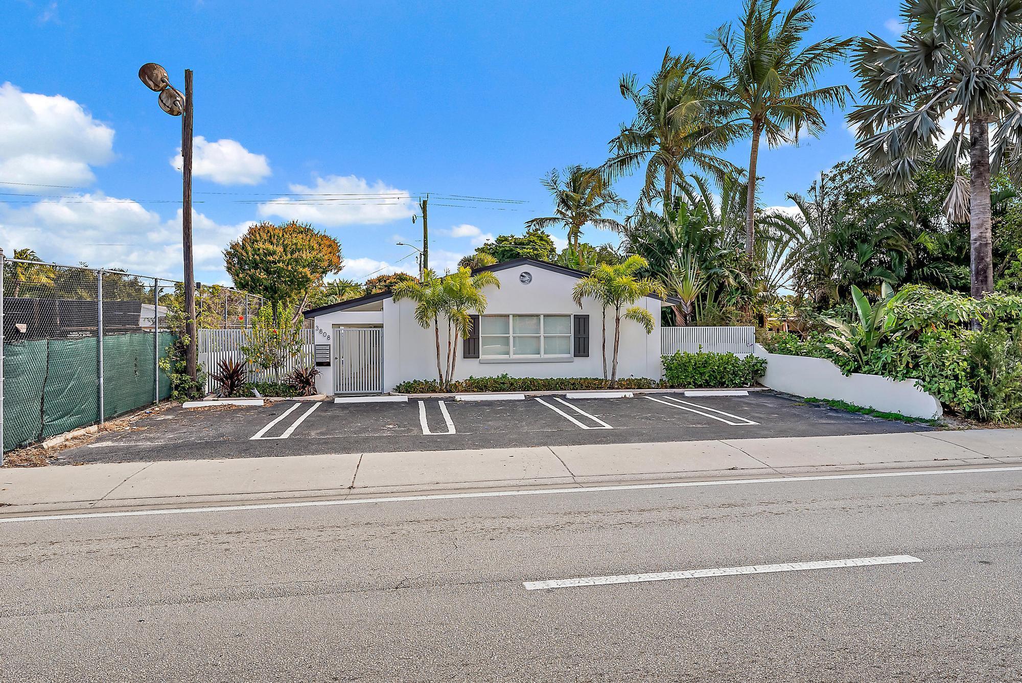 3808 Broadway Unit 1, West Palm Beach, FL 33407, West Palm Beach - Photo 2
