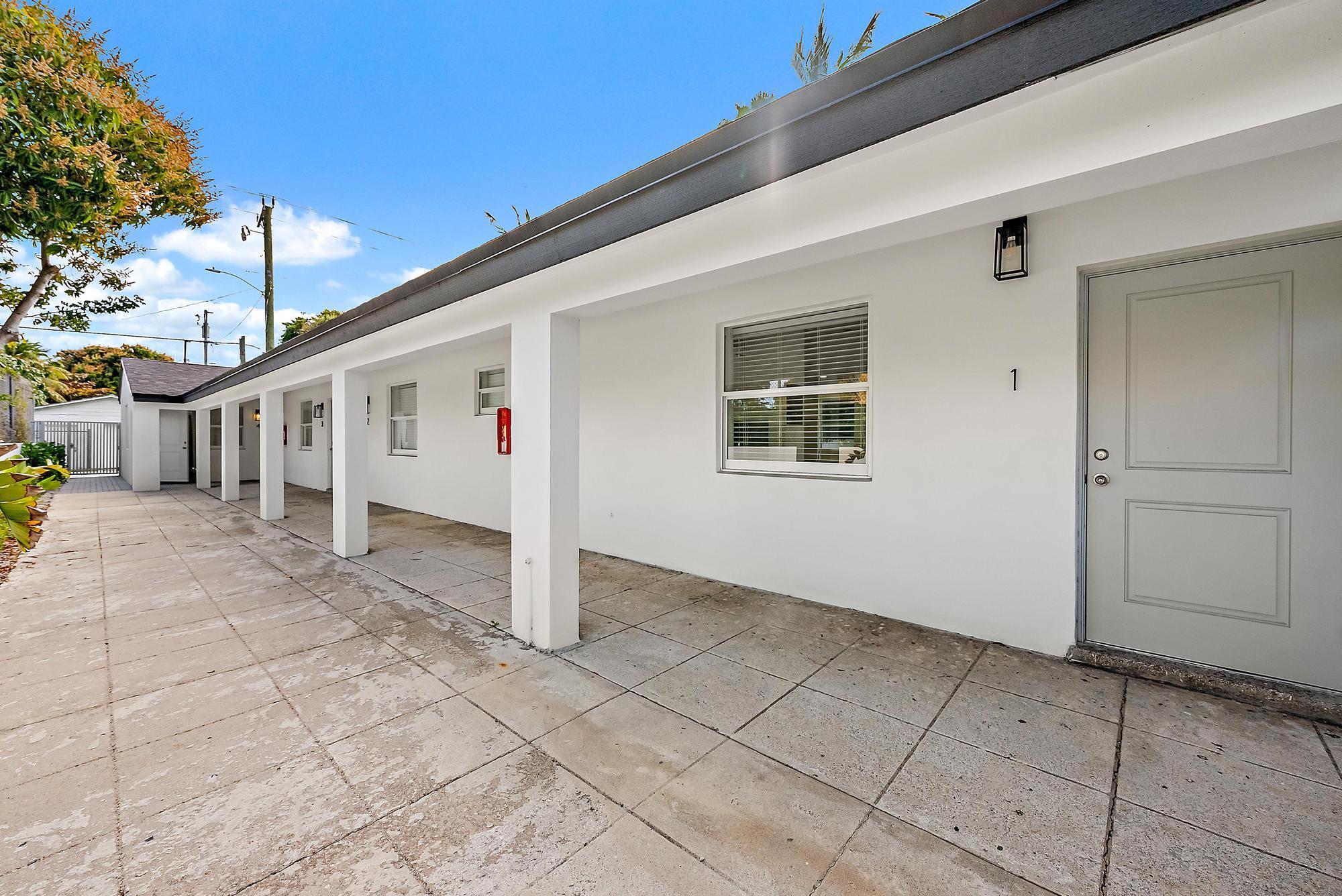 3808 Broadway Unit 1, West Palm Beach, FL 33407, West Palm Beach - Photo 3