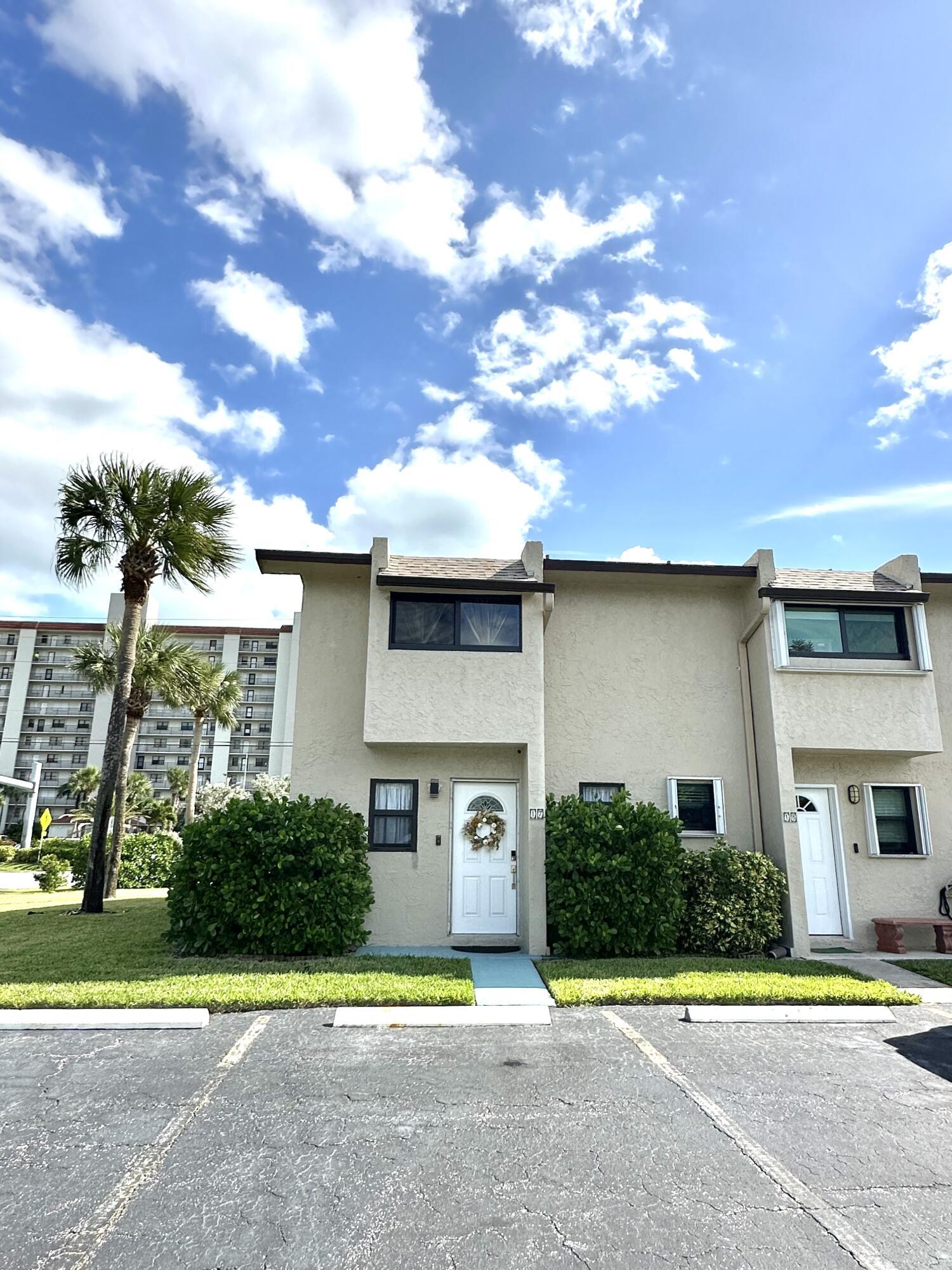 4225 N Highway A1a 17, Hutchinson Island, FL 34949, Hutchinson Island - Photo 2