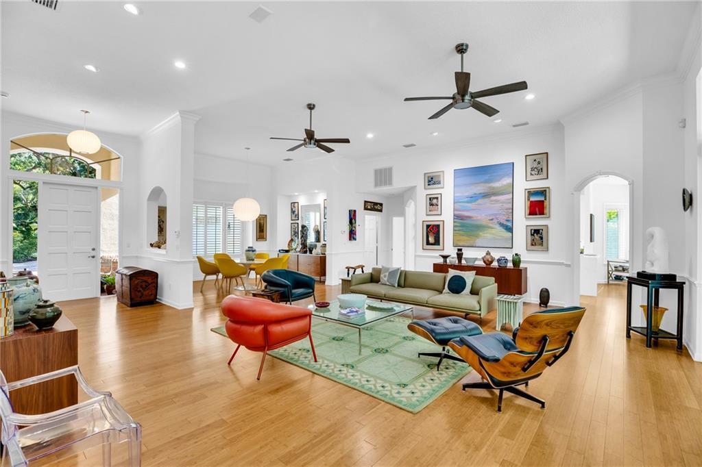 31 S White Jewel Court, Vero Beach, FL 32963, Vero Beach - Photo 2